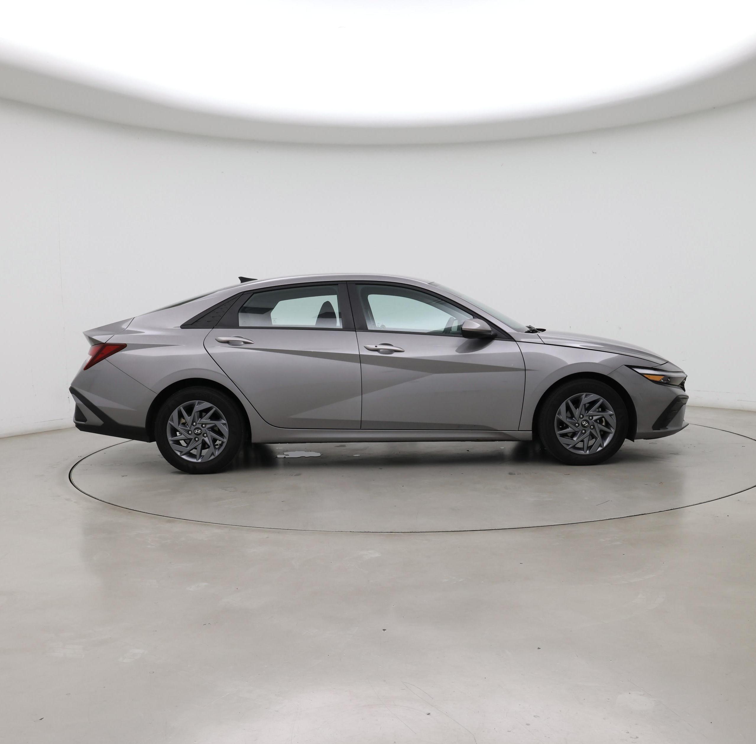 Thumbnail: 2024 Hyundai Elantra - 7