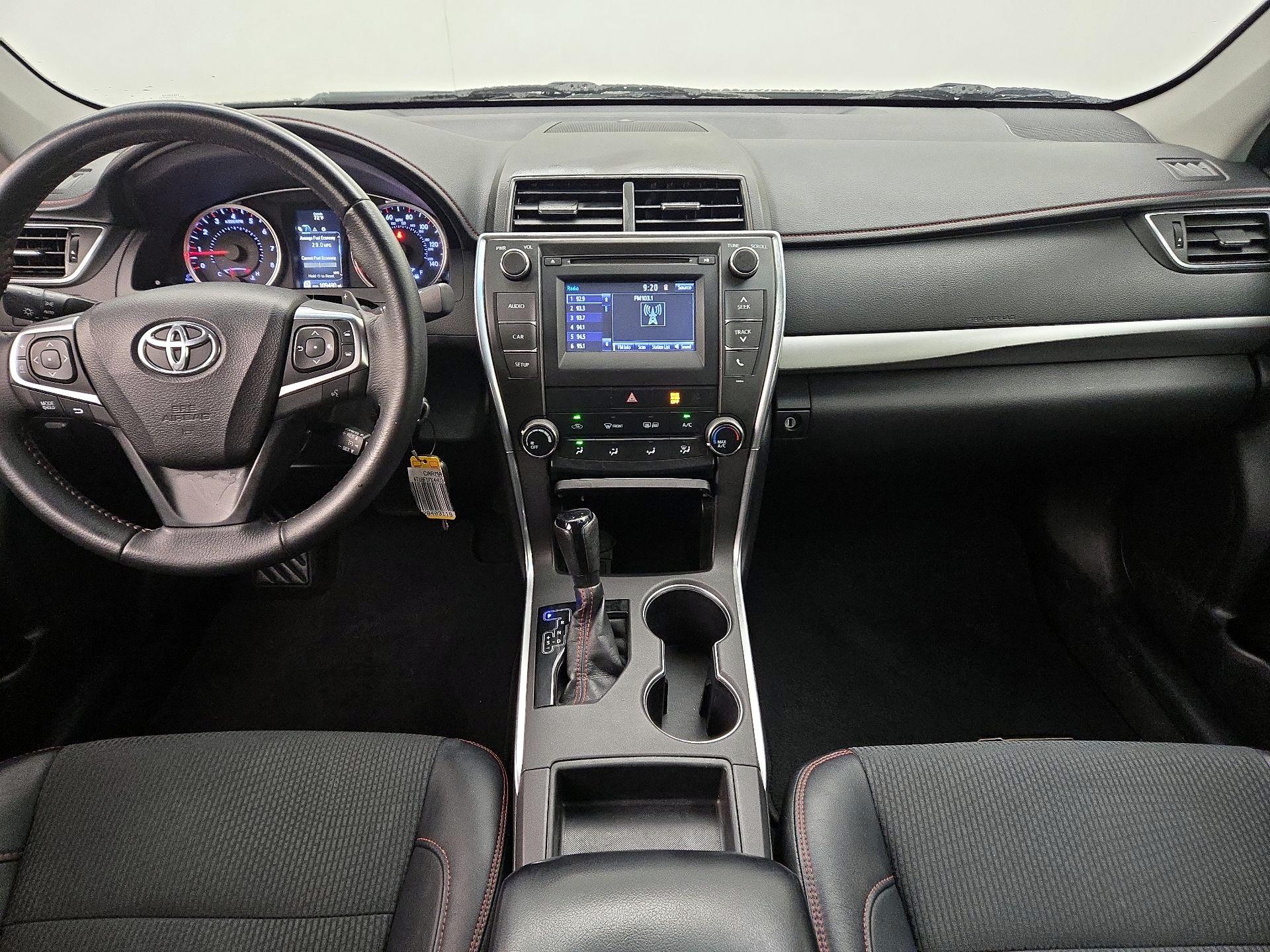 Thumbnail: 2017 Toyota Camry - 9