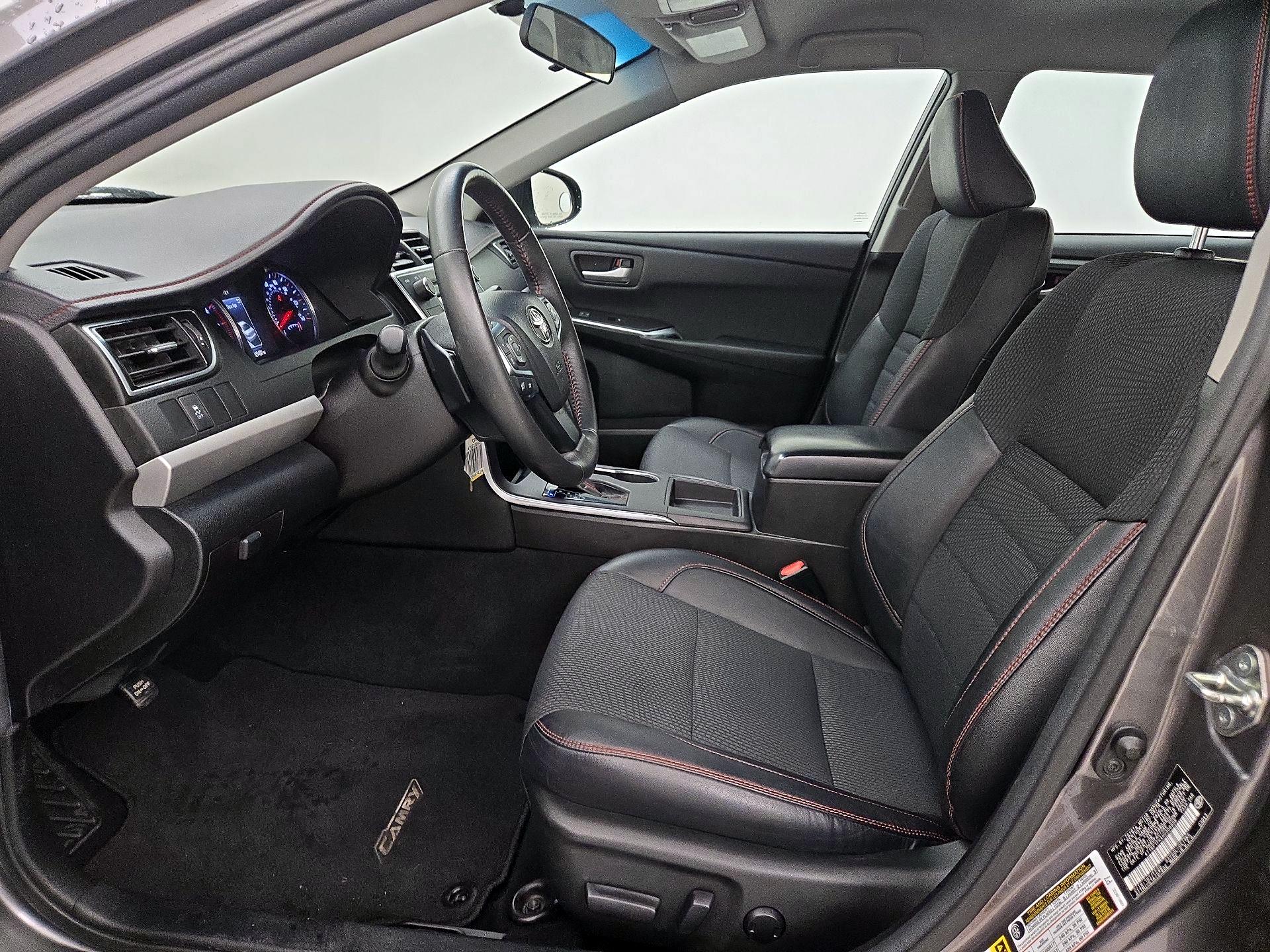 Thumbnail: 2017 Toyota Camry - 11