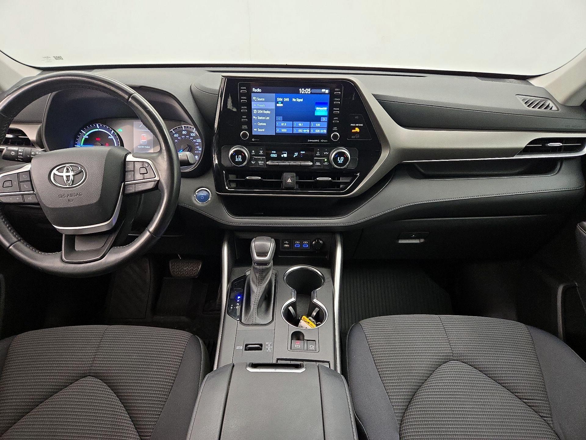 Thumbnail: 2022 Toyota Highlander - 9