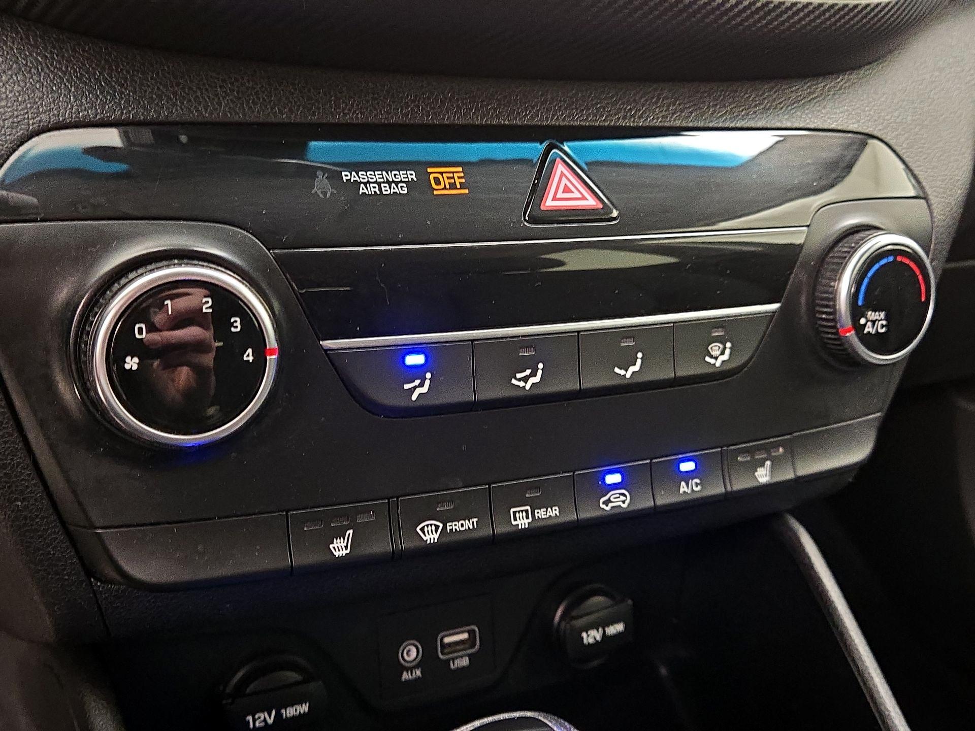 Thumbnail: 2020 Hyundai Tucson - 16