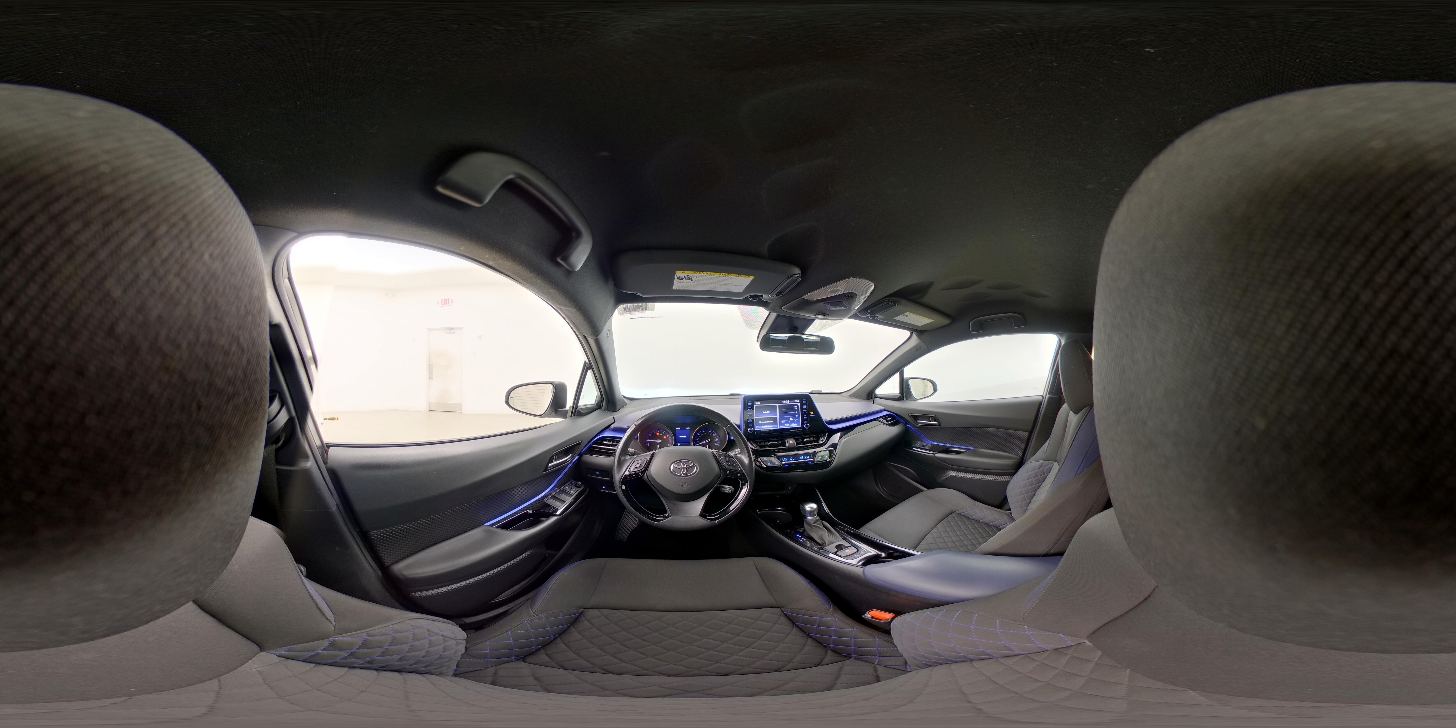 2021 Toyota C-HR XLE - Photo 26