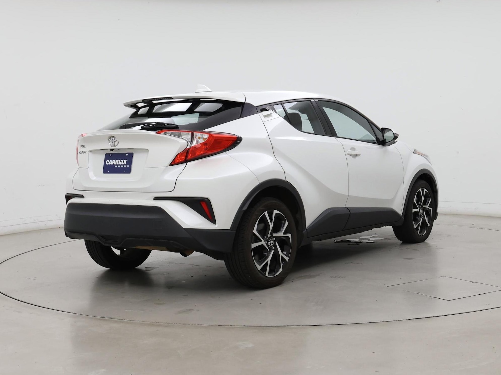 2021 Toyota C-HR XLE - Photo 9