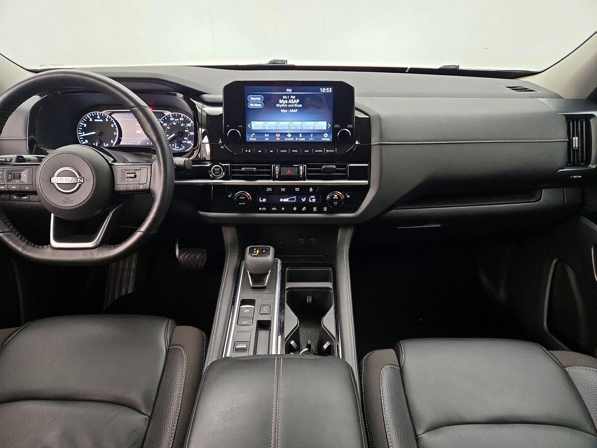 Thumbnail: 2023 Nissan Pathfinder - 9