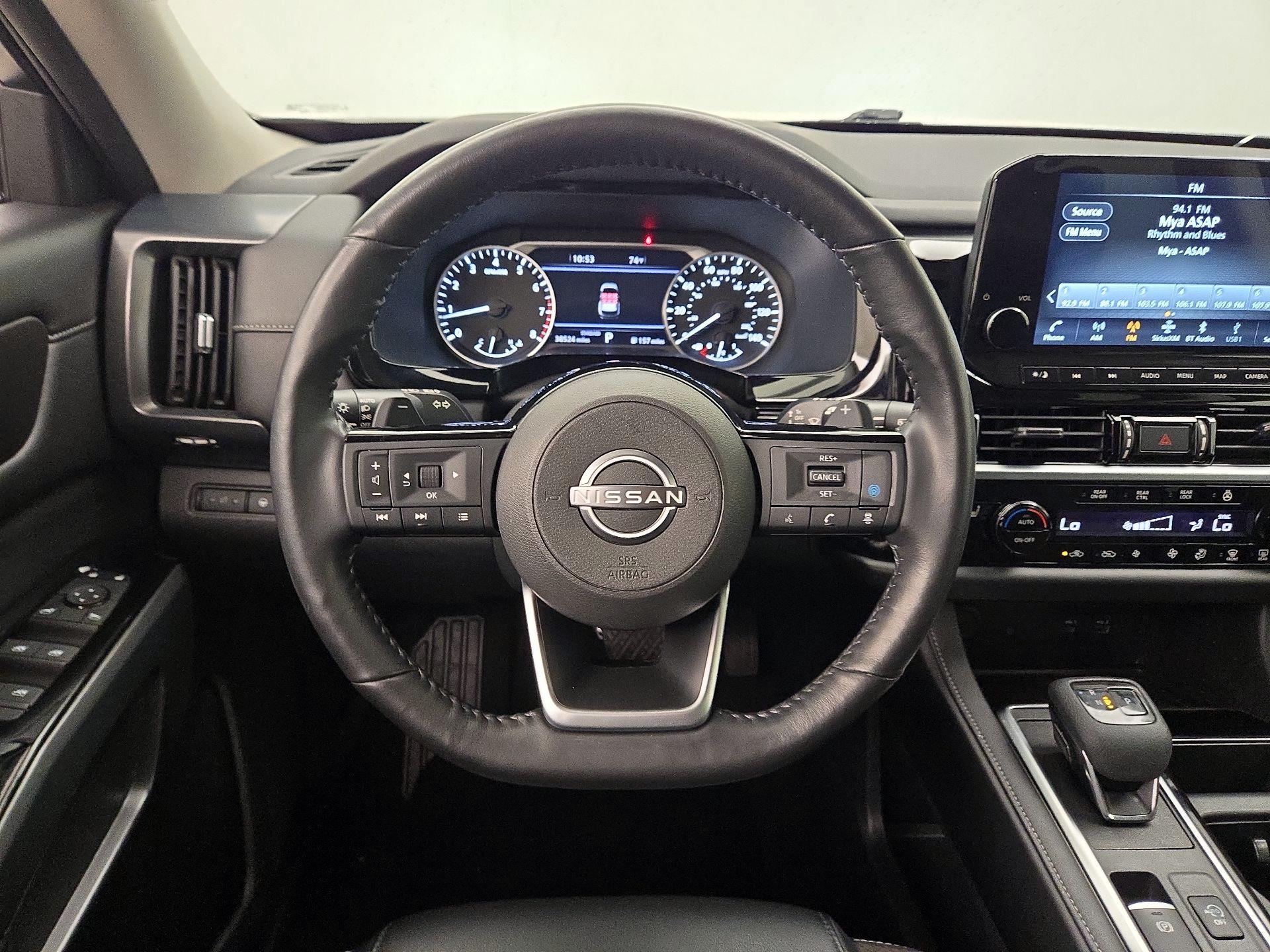 Thumbnail: 2023 Nissan Pathfinder - 10