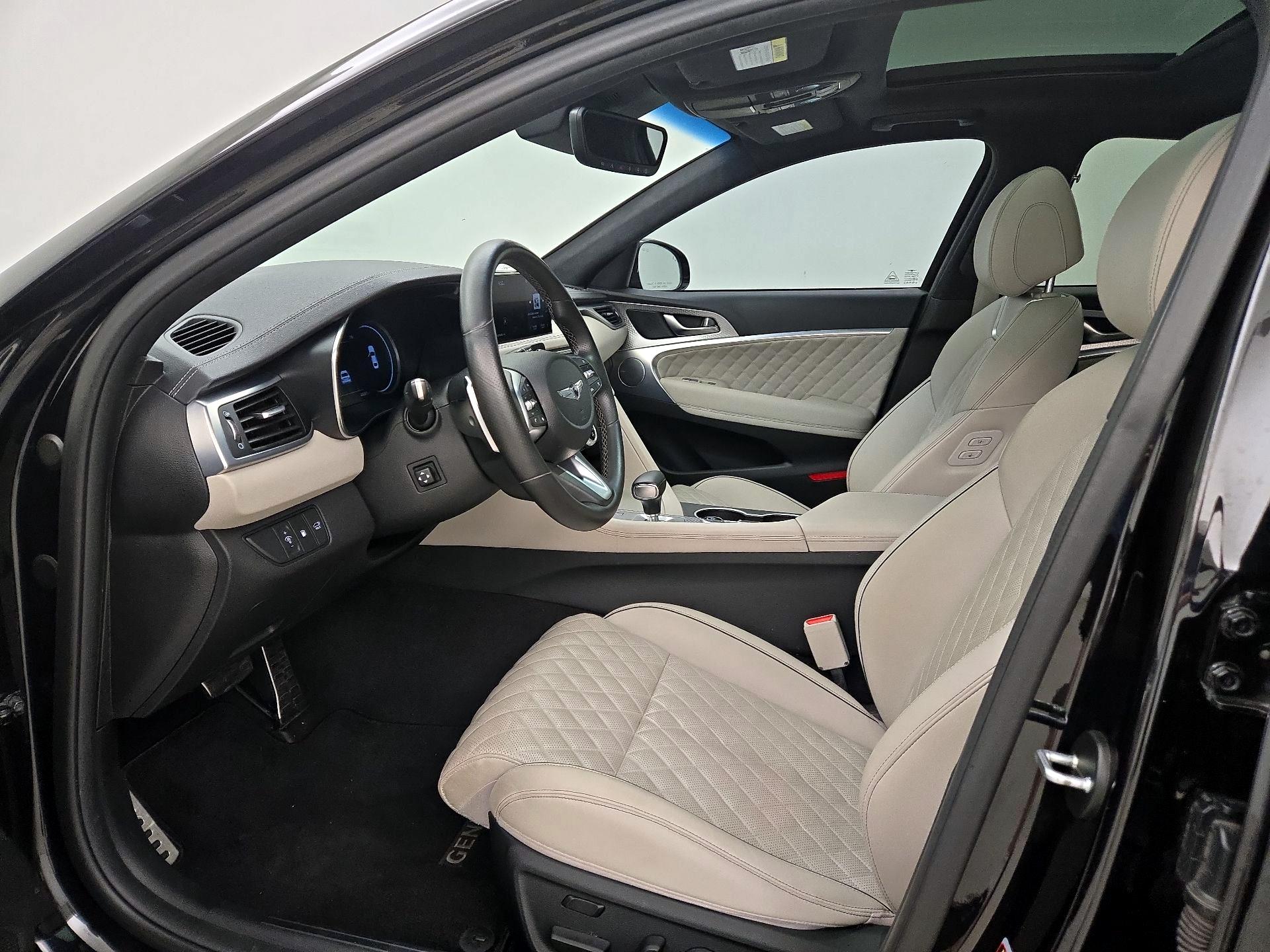 Thumbnail: 2023 Genesis G70 - 11