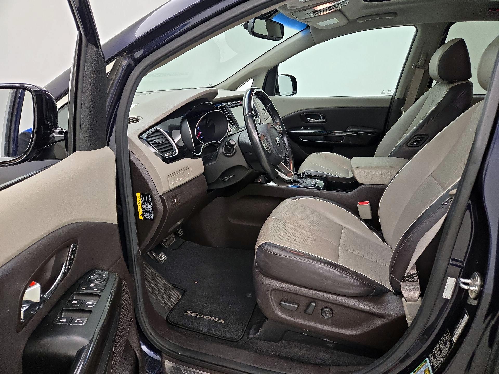 Thumbnail: 2018 Kia Sedona - 11