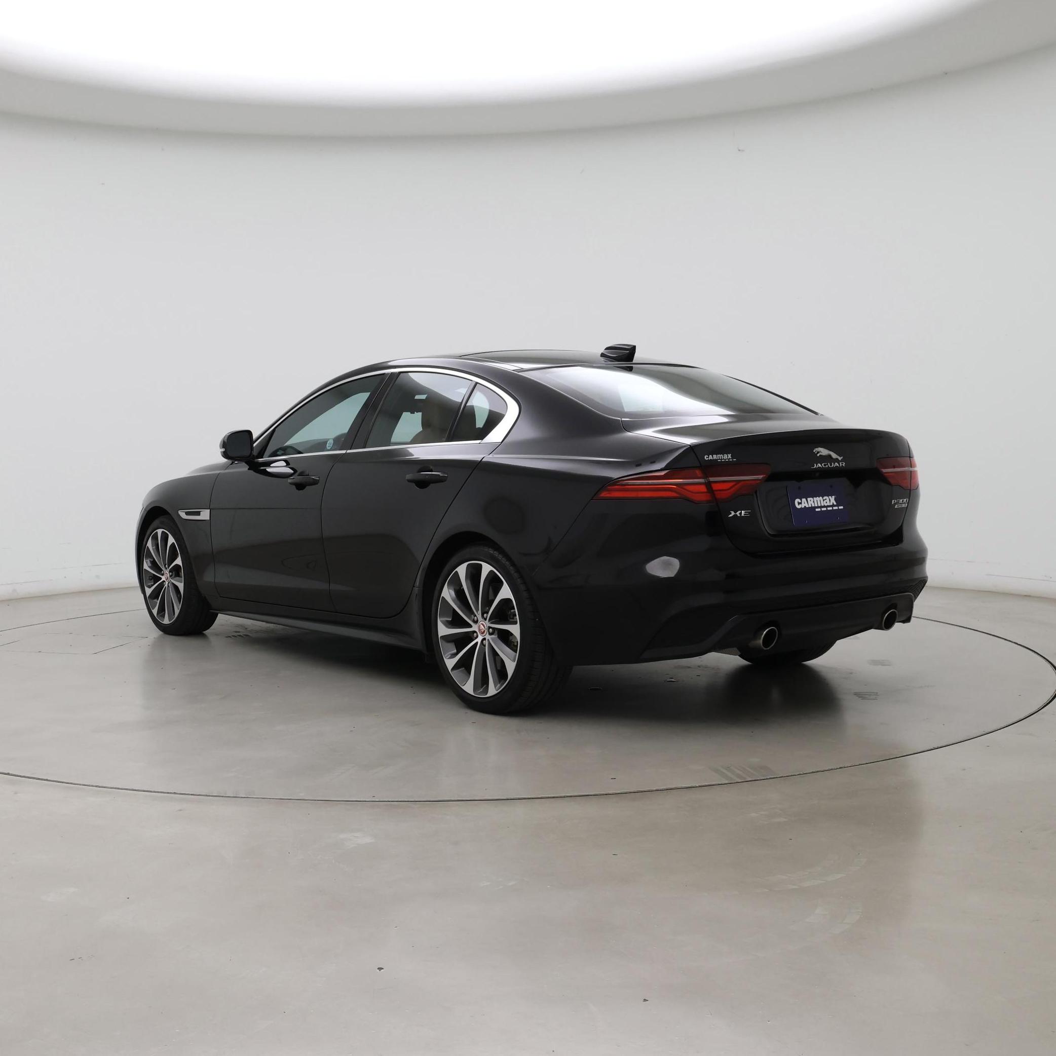 Thumbnail: 2020 Jaguar XE - 2