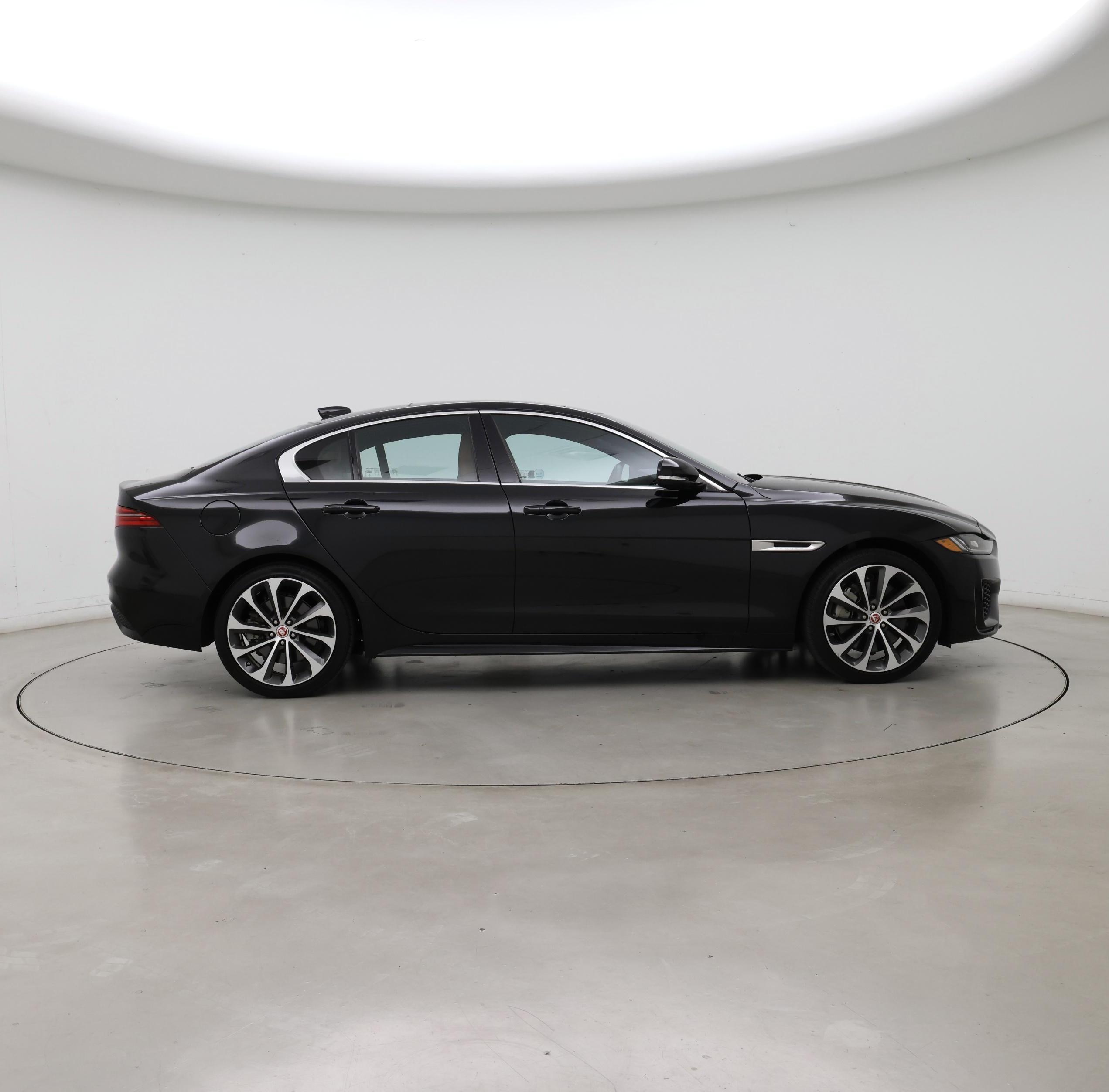 Thumbnail: 2020 Jaguar XE - 7