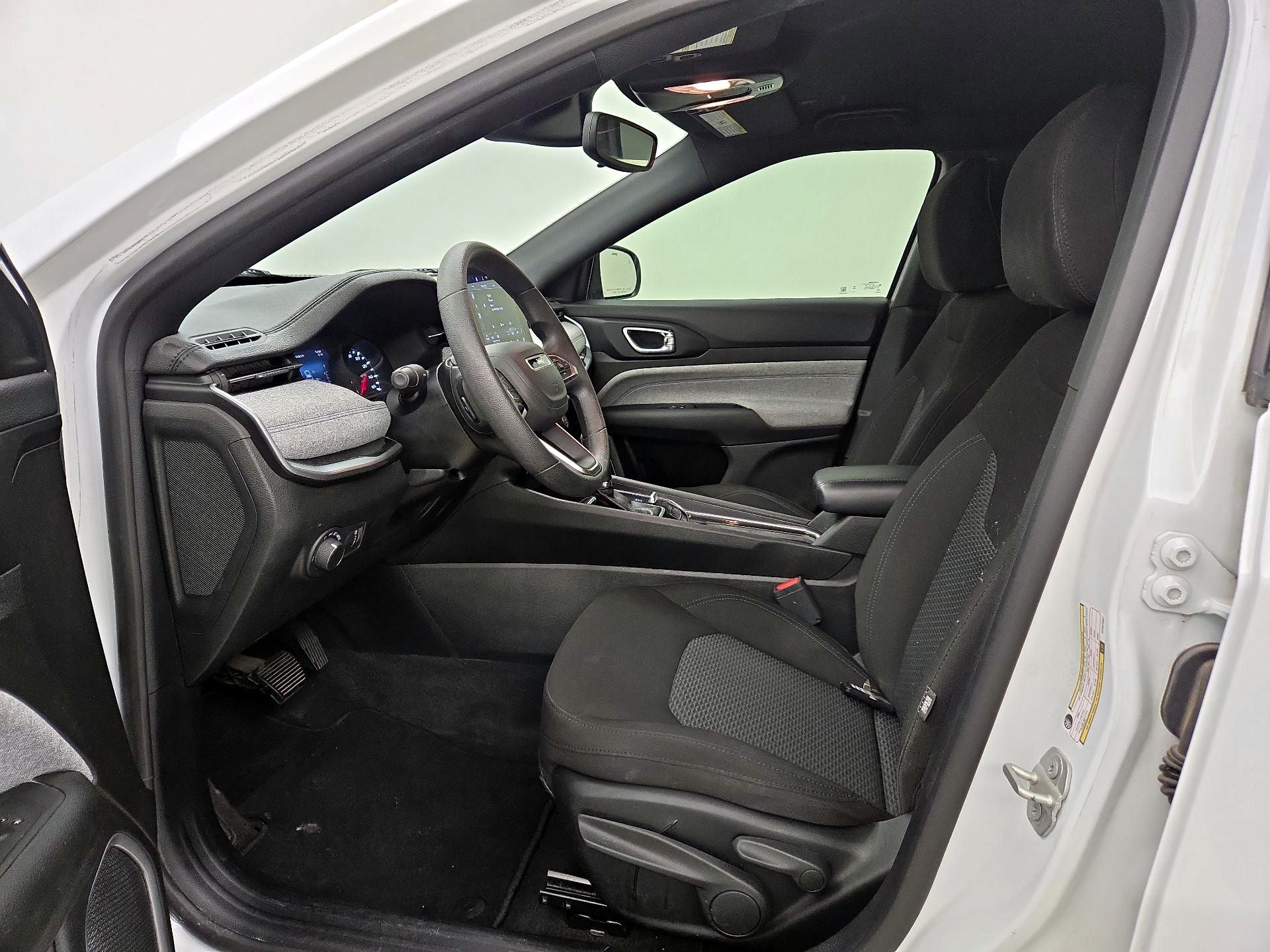 Thumbnail: 2024 Jeep Compass - 11