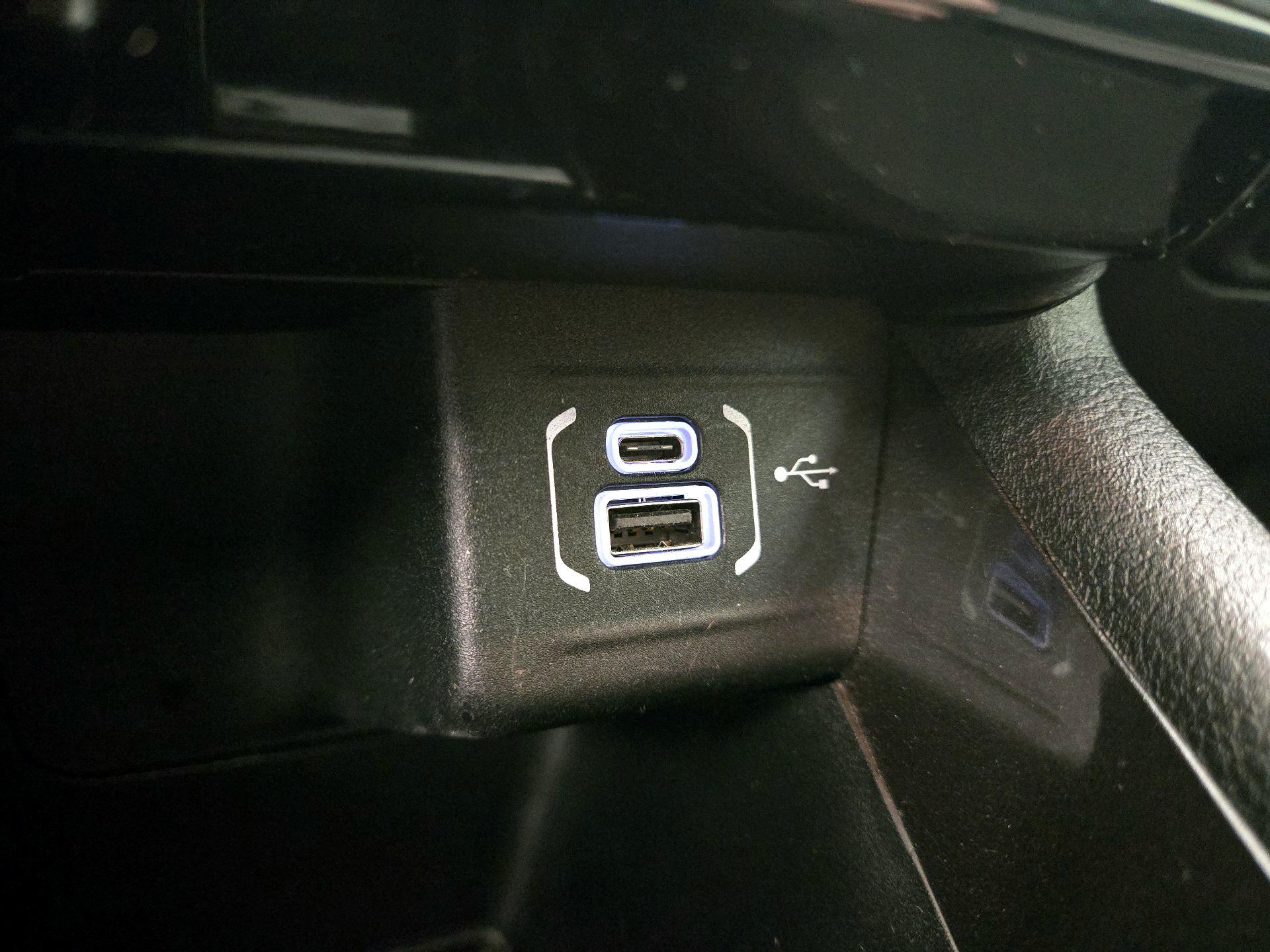 Thumbnail: 2024 Jeep Compass - 18