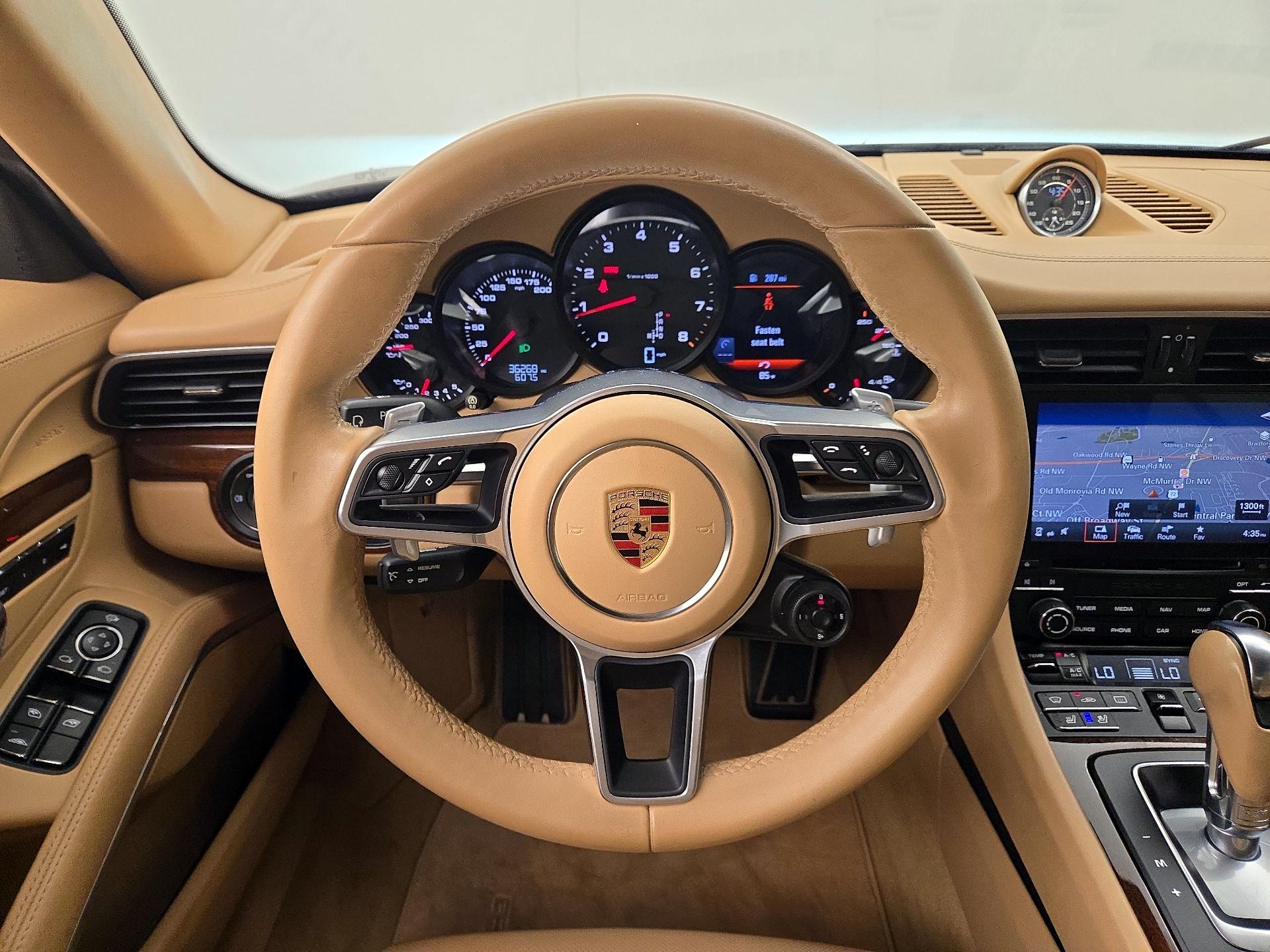 Thumbnail: 2017 Porsche 911 - 10