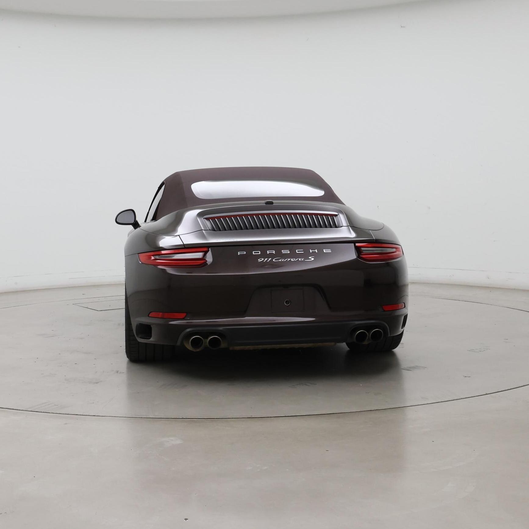 Thumbnail: 2017 Porsche 911 - 6