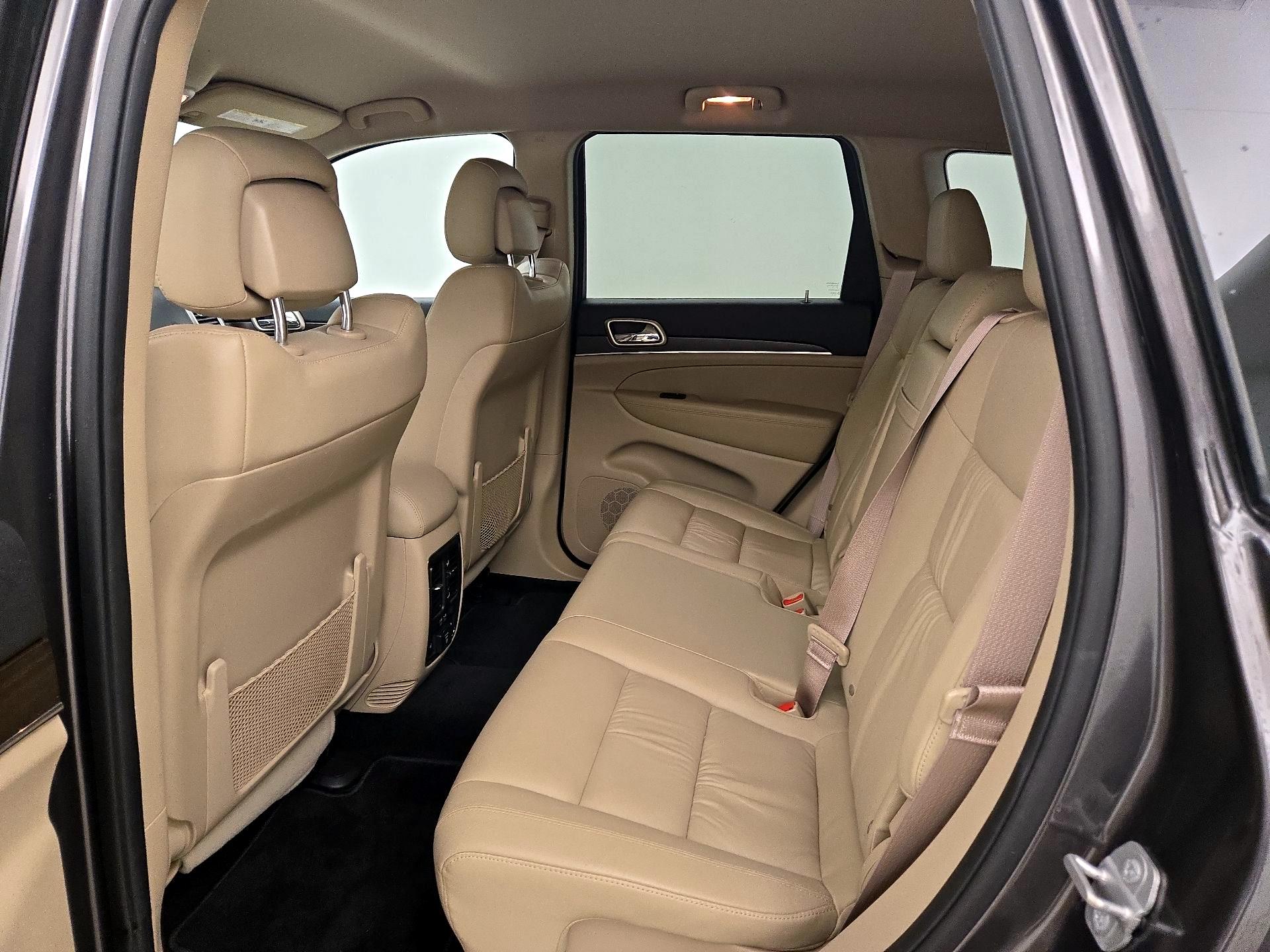 Thumbnail: 2014 Jeep Grand Cherokee - 20