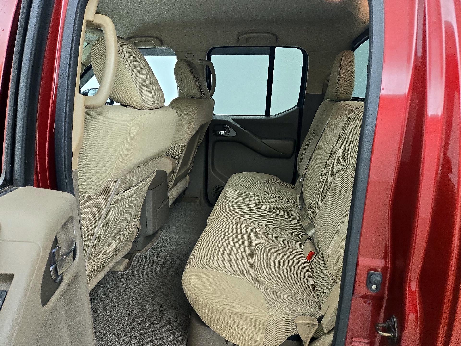 Thumbnail: 2014 Nissan Frontier - 18