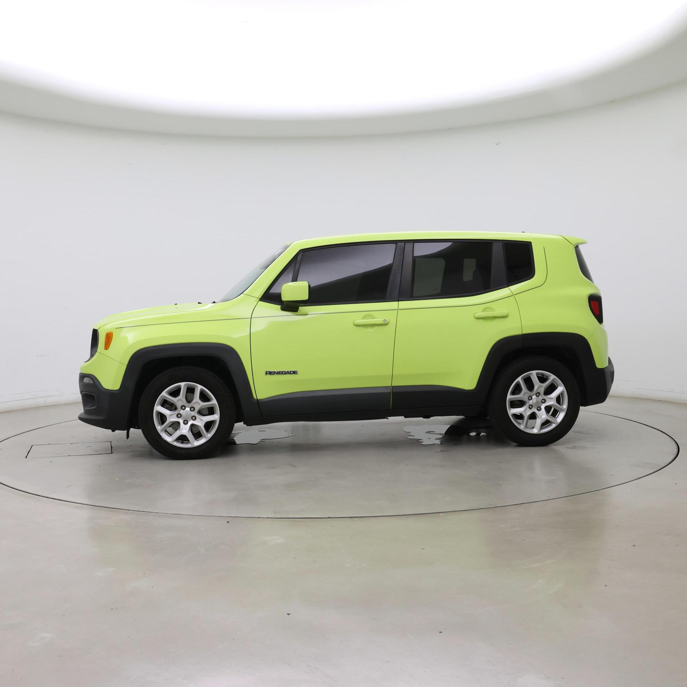 Thumbnail: 2017 Jeep Renegade - 3