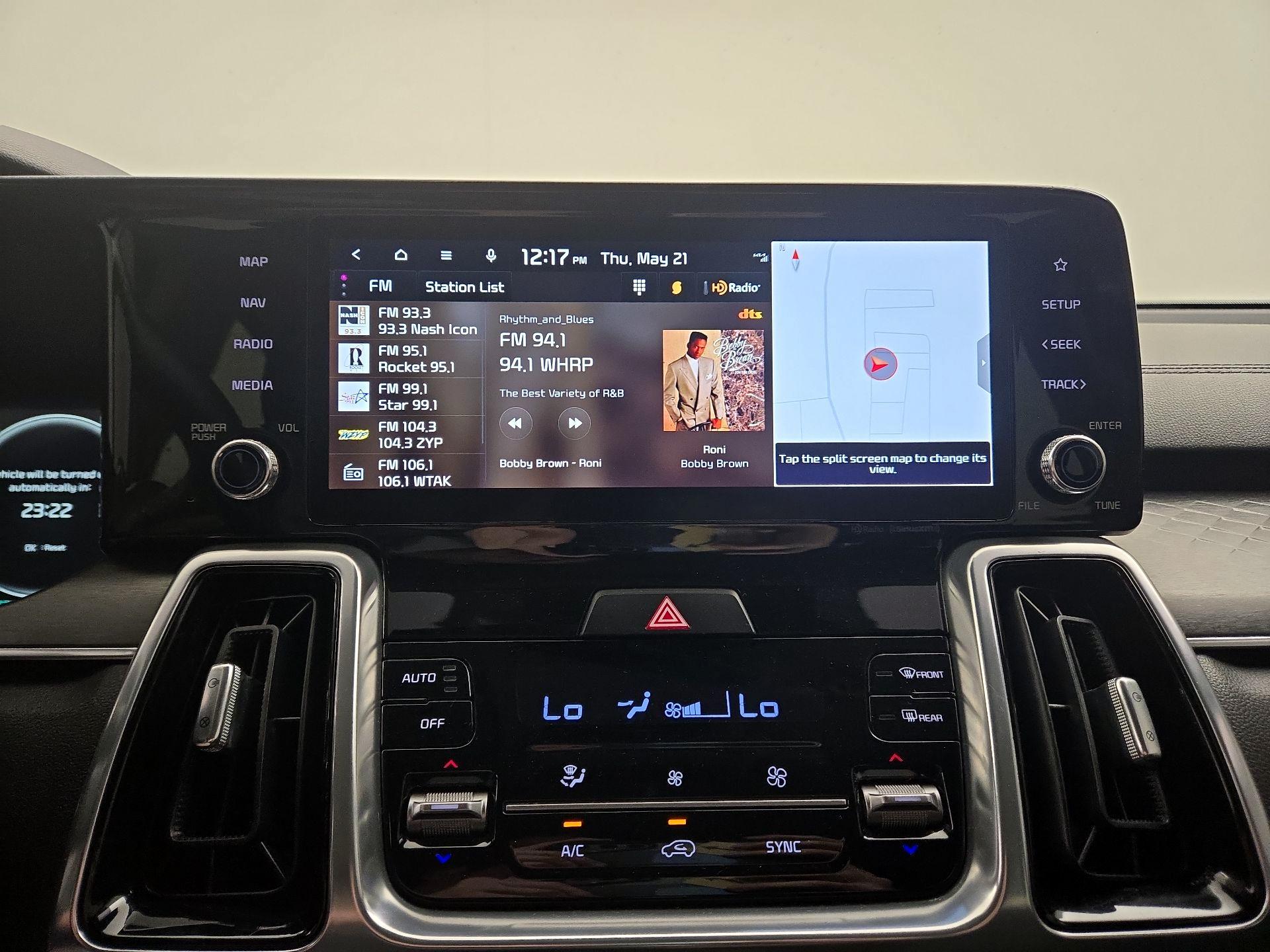 Thumbnail: 2023 Kia Sorento - 16