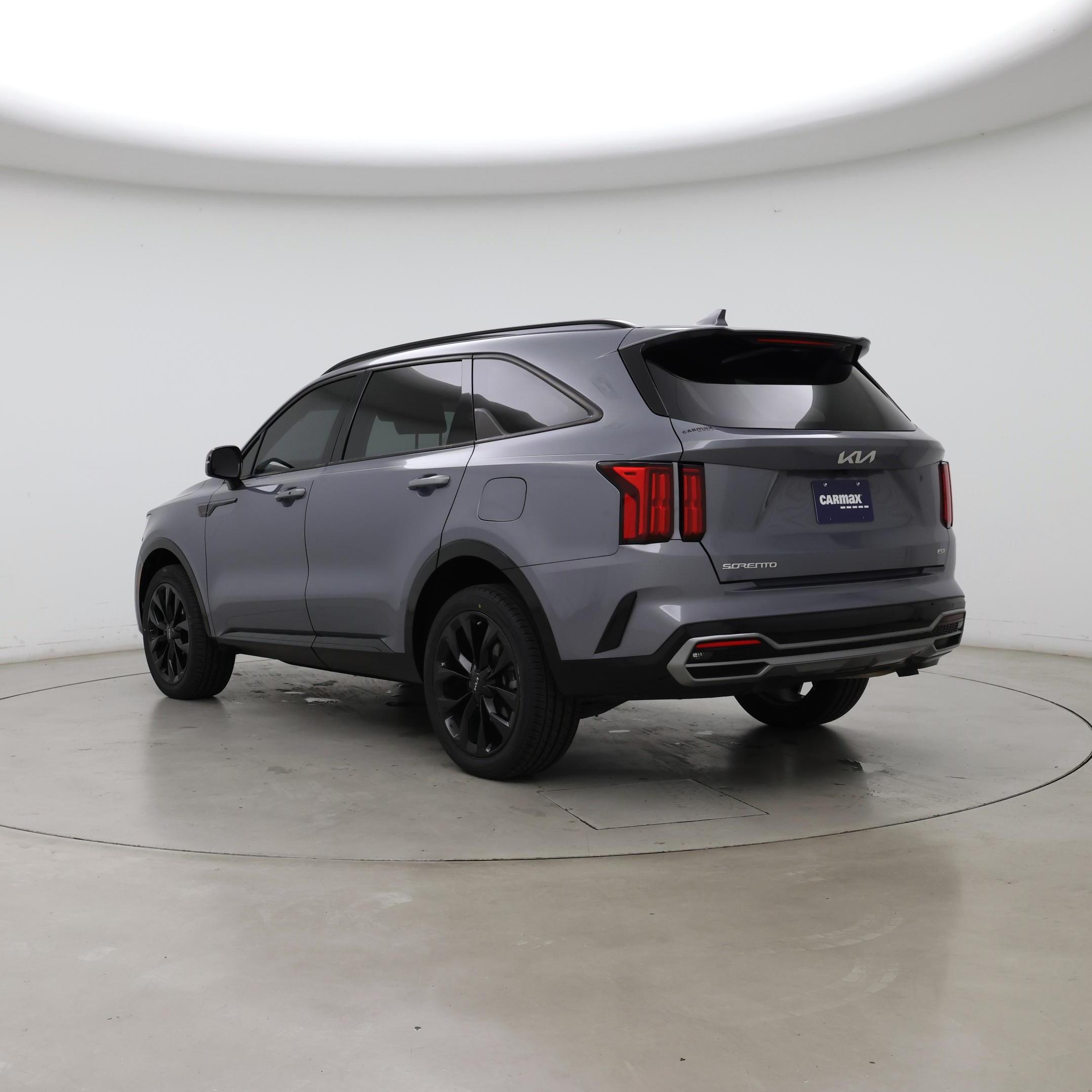 Thumbnail: 2023 Kia Sorento - 2