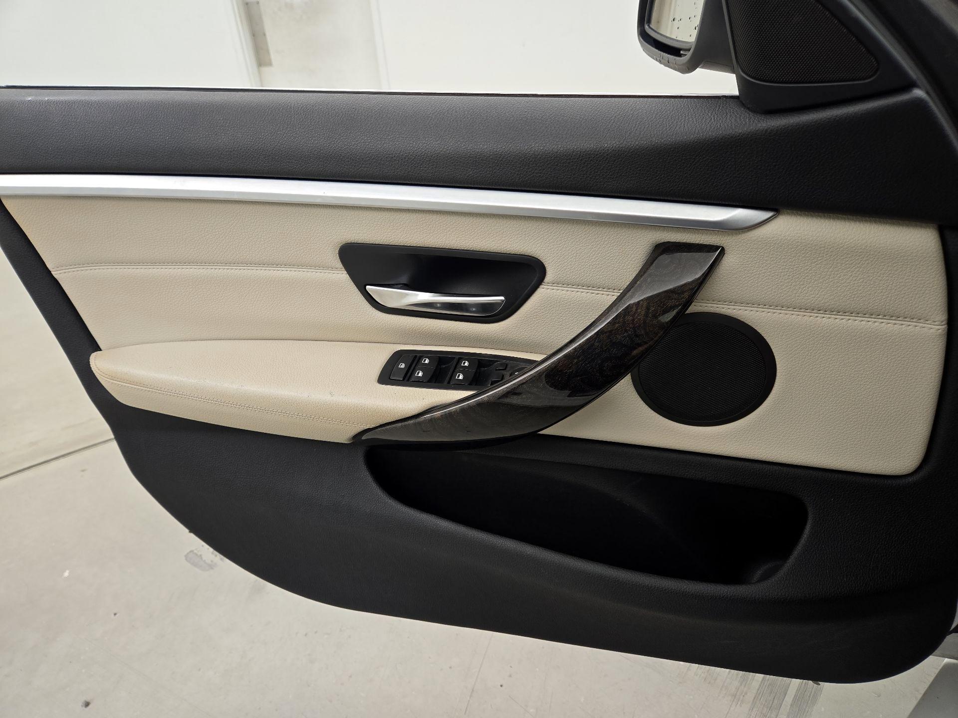 Thumbnail: 2015 BMW 4 Series - 12