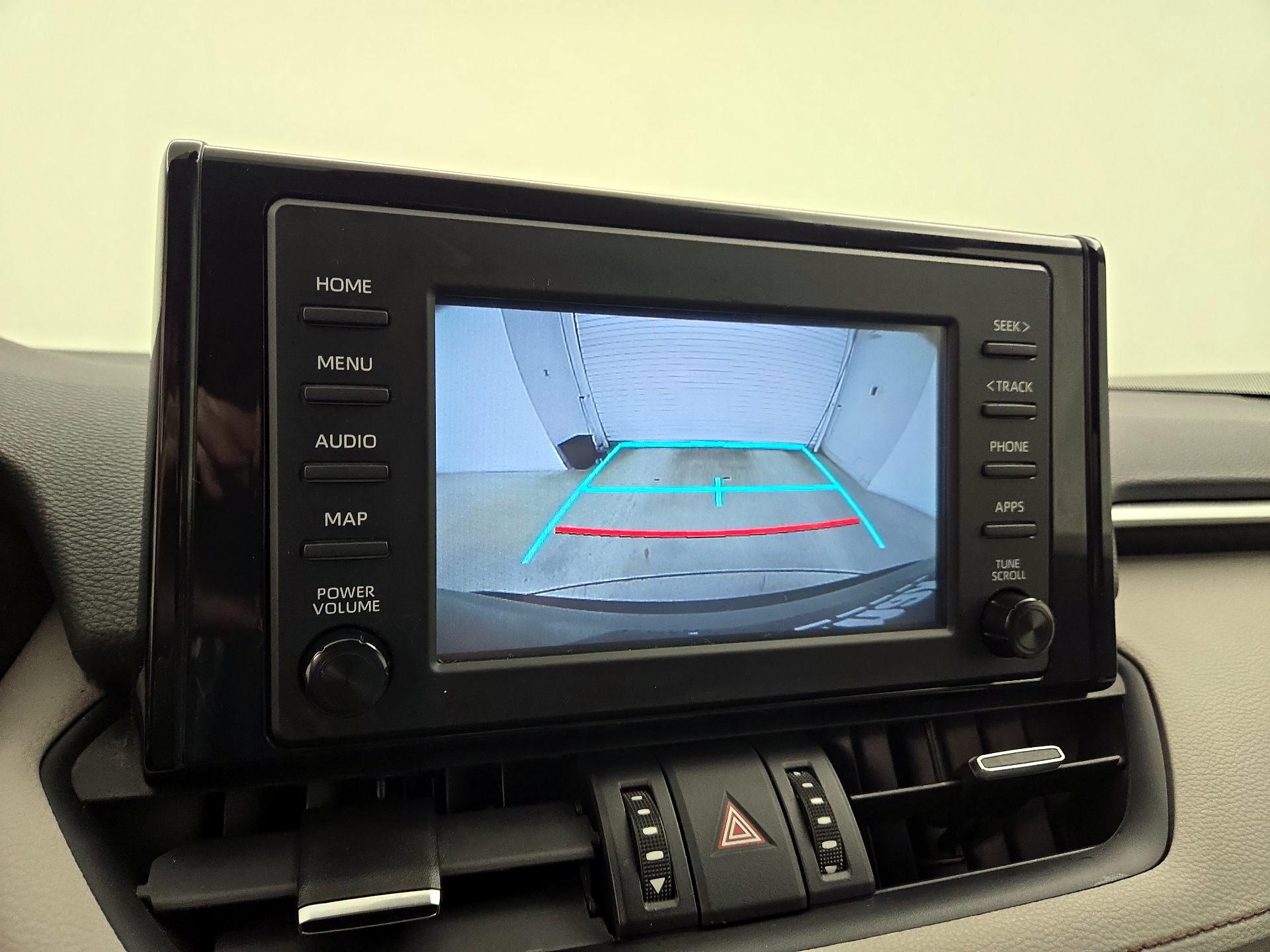 Thumbnail: 2019 Toyota RAV4 - 14