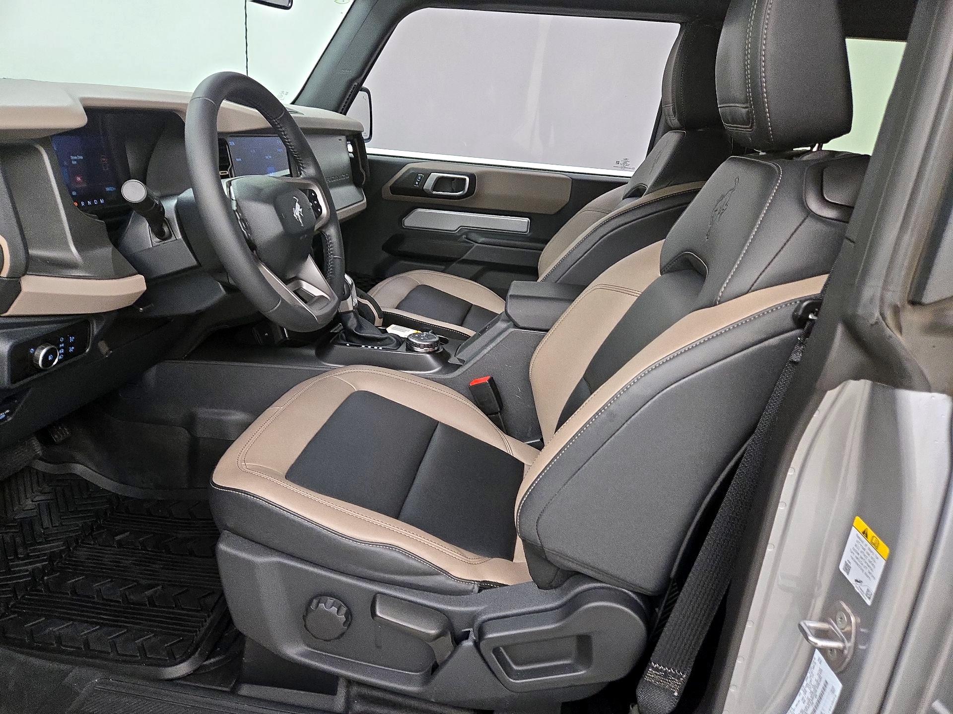 Thumbnail: 2024 Ford Bronco - 11
