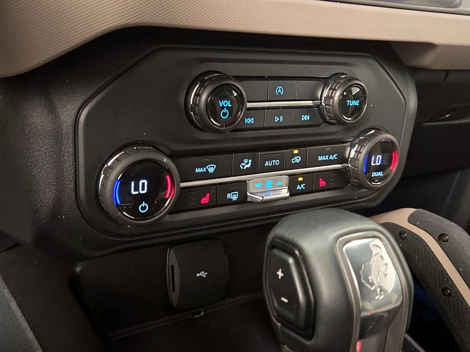 2024 Ford Bronco 2-Door Big Bend - Photo 17