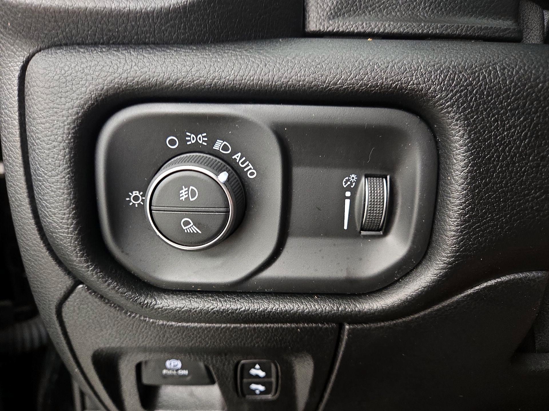 Thumbnail: 2020 RAM 1500 - 13