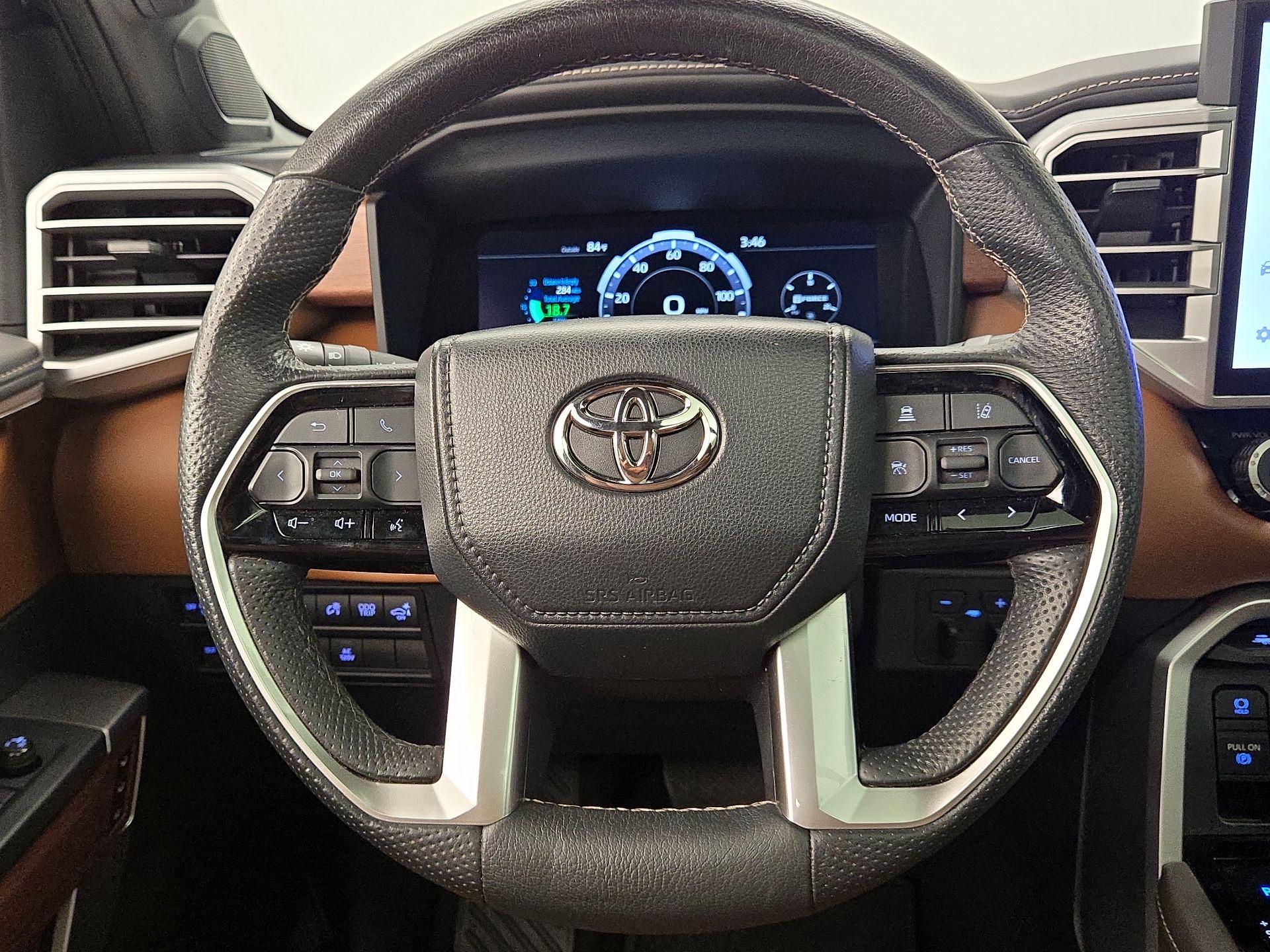 Thumbnail: 2022 Toyota Tundra - 10