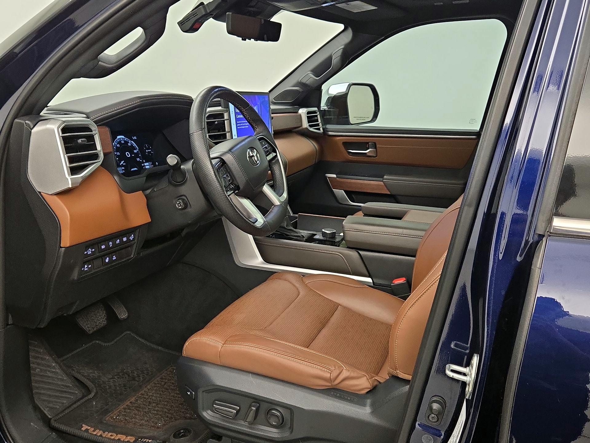 Thumbnail: 2022 Toyota Tundra - 11