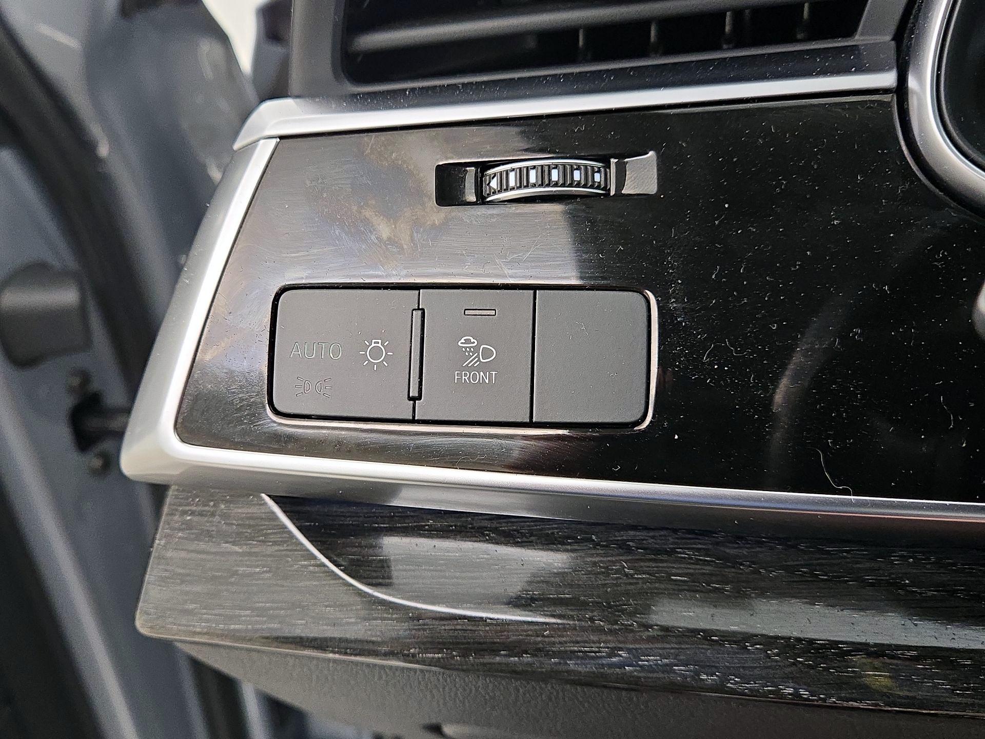 Thumbnail: 2023 Audi Q7 - 13
