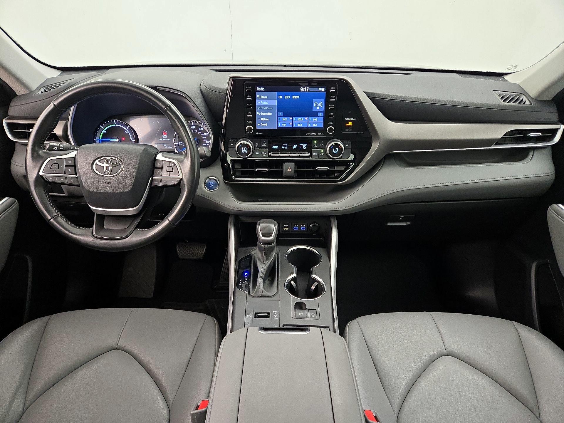 Thumbnail: 2022 Toyota Highlander - 9
