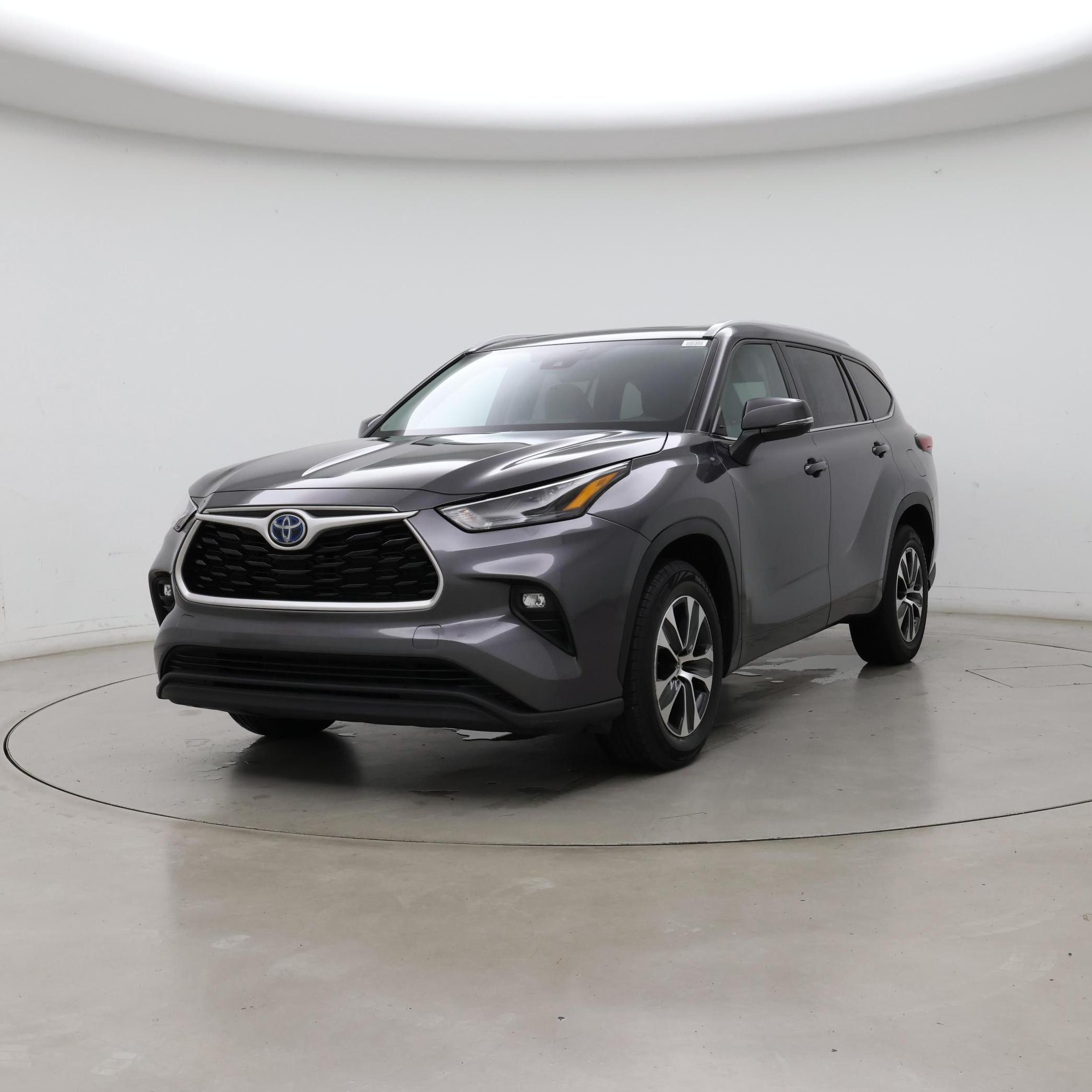 Thumbnail: 2022 Toyota Highlander - 4