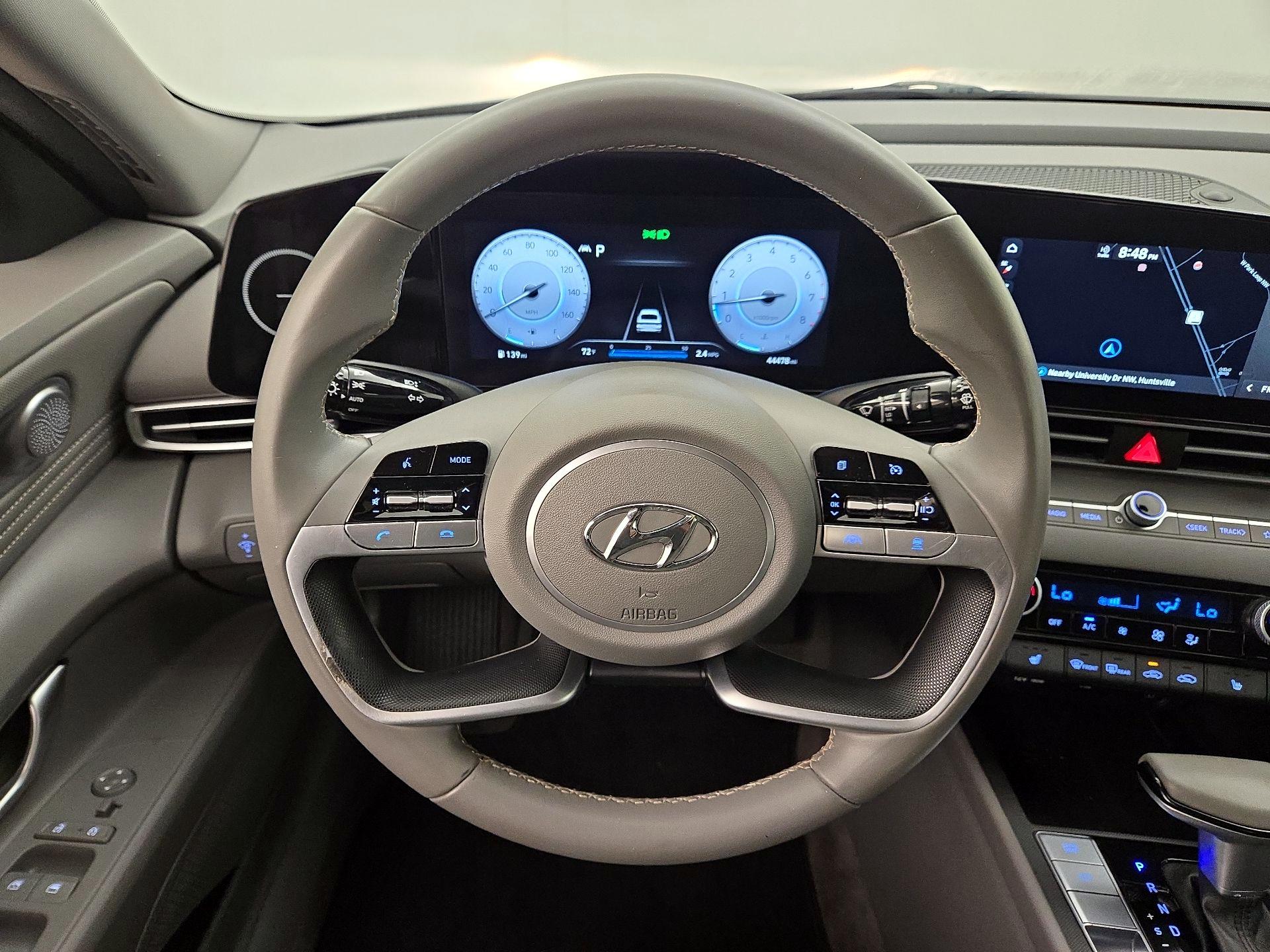 Thumbnail: 2023 Hyundai Elantra - 10