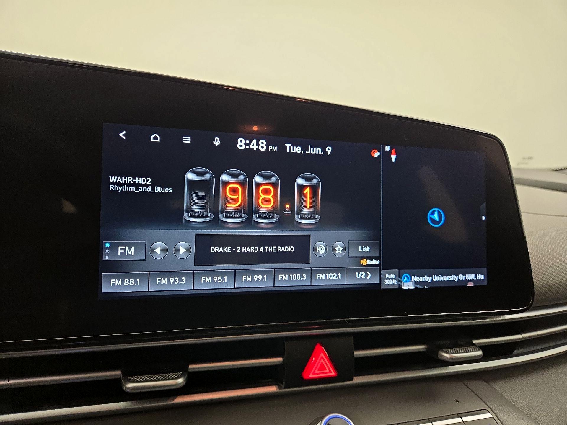 Thumbnail: 2023 Hyundai Elantra - 16