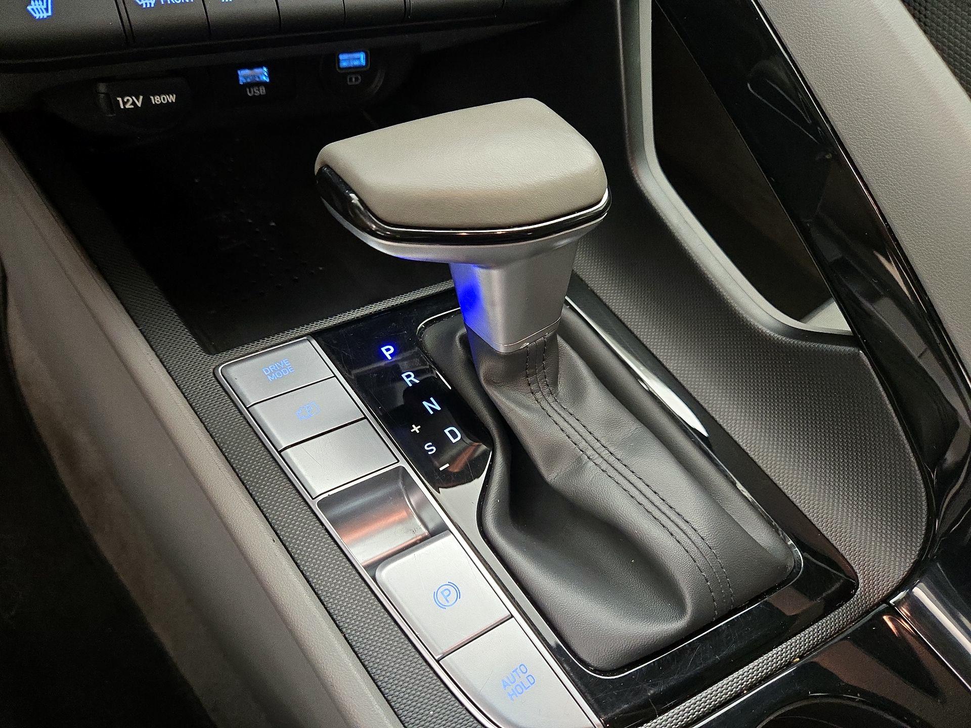 Thumbnail: 2023 Hyundai Elantra - 18