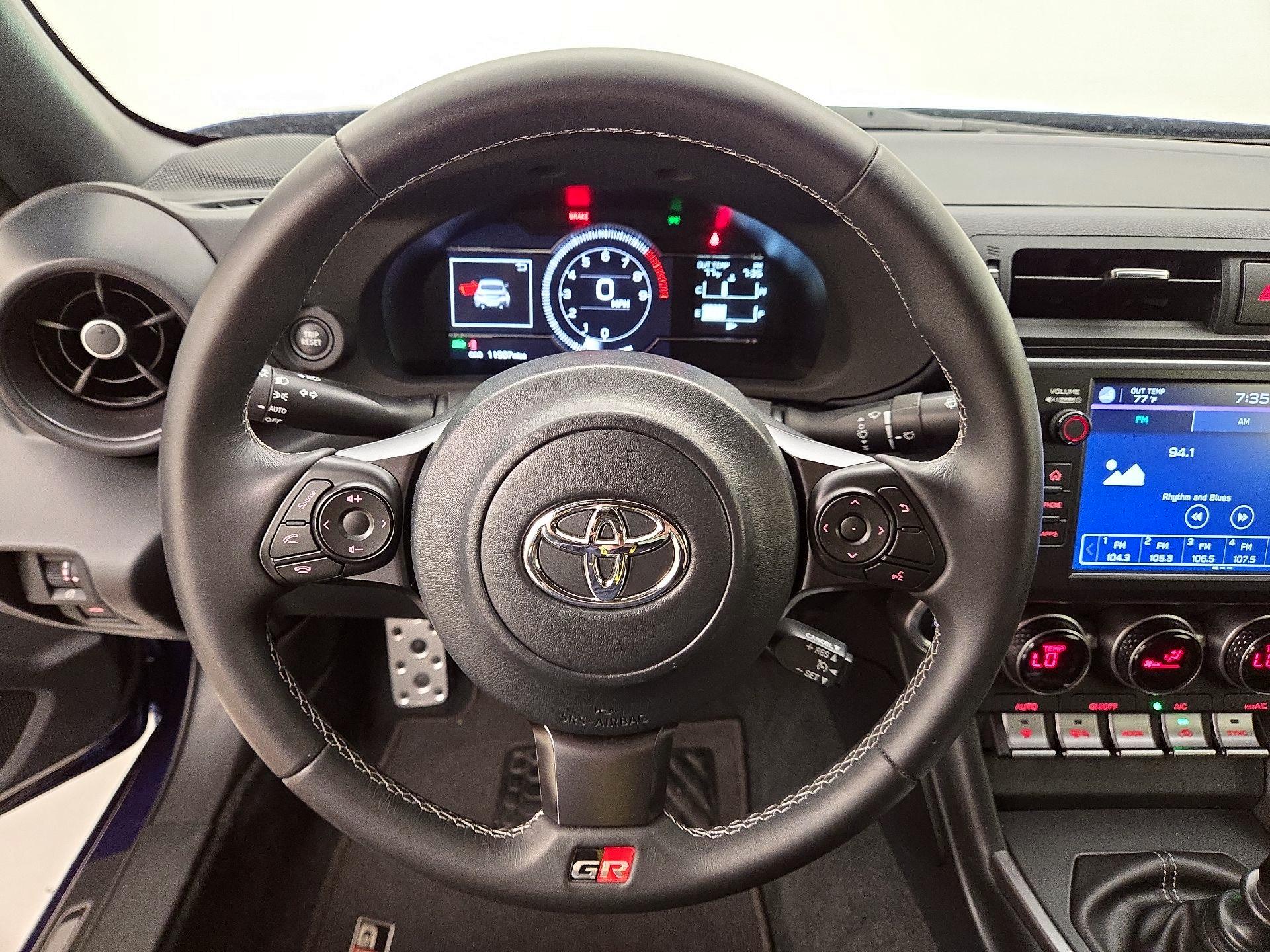 Thumbnail: 2022 Toyota GR86 - 10
