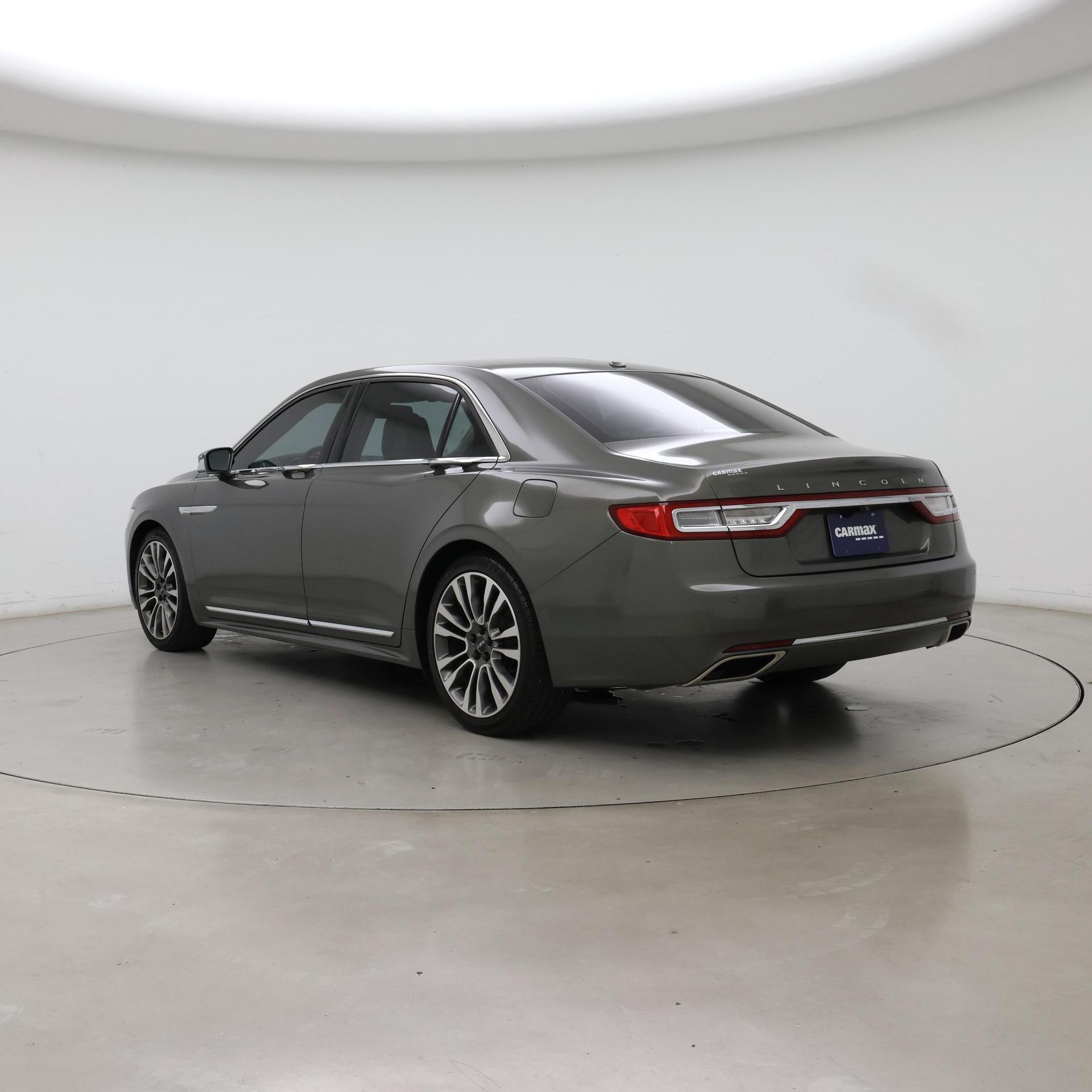 Thumbnail: 2017 Lincoln Continental - 2
