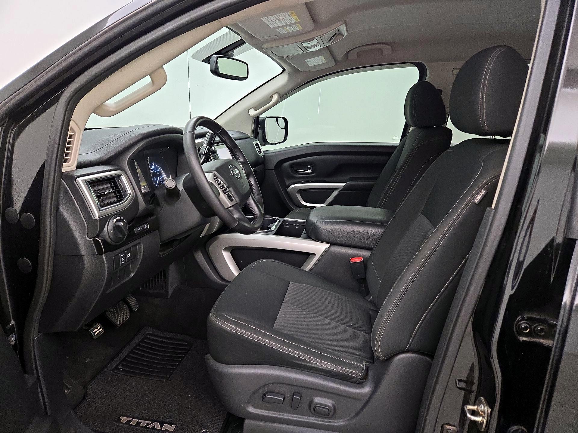 Thumbnail: 2018 Nissan Titan - 11