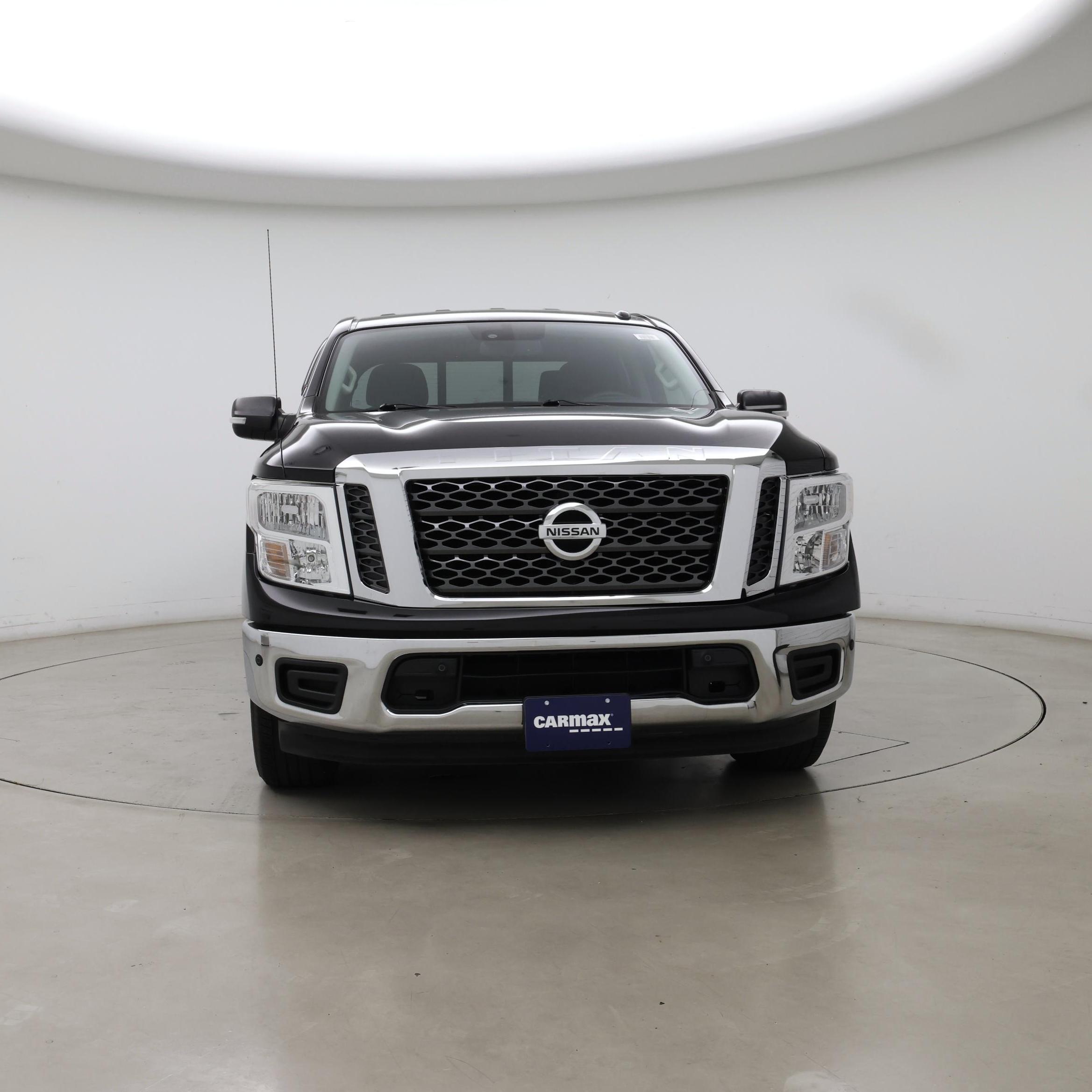 Thumbnail: 2018 Nissan Titan - 5