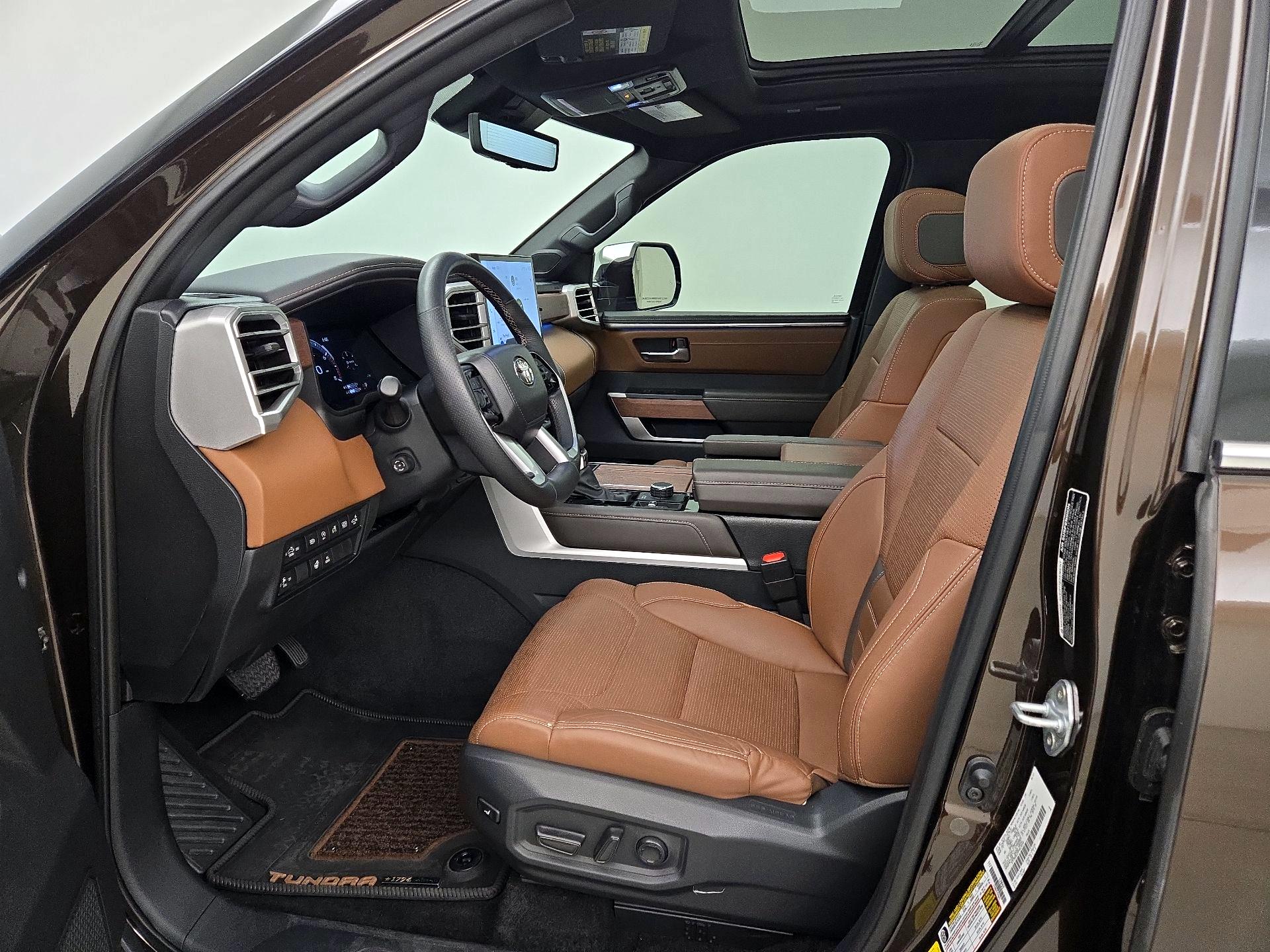 Thumbnail: 2023 Toyota Tundra - 11