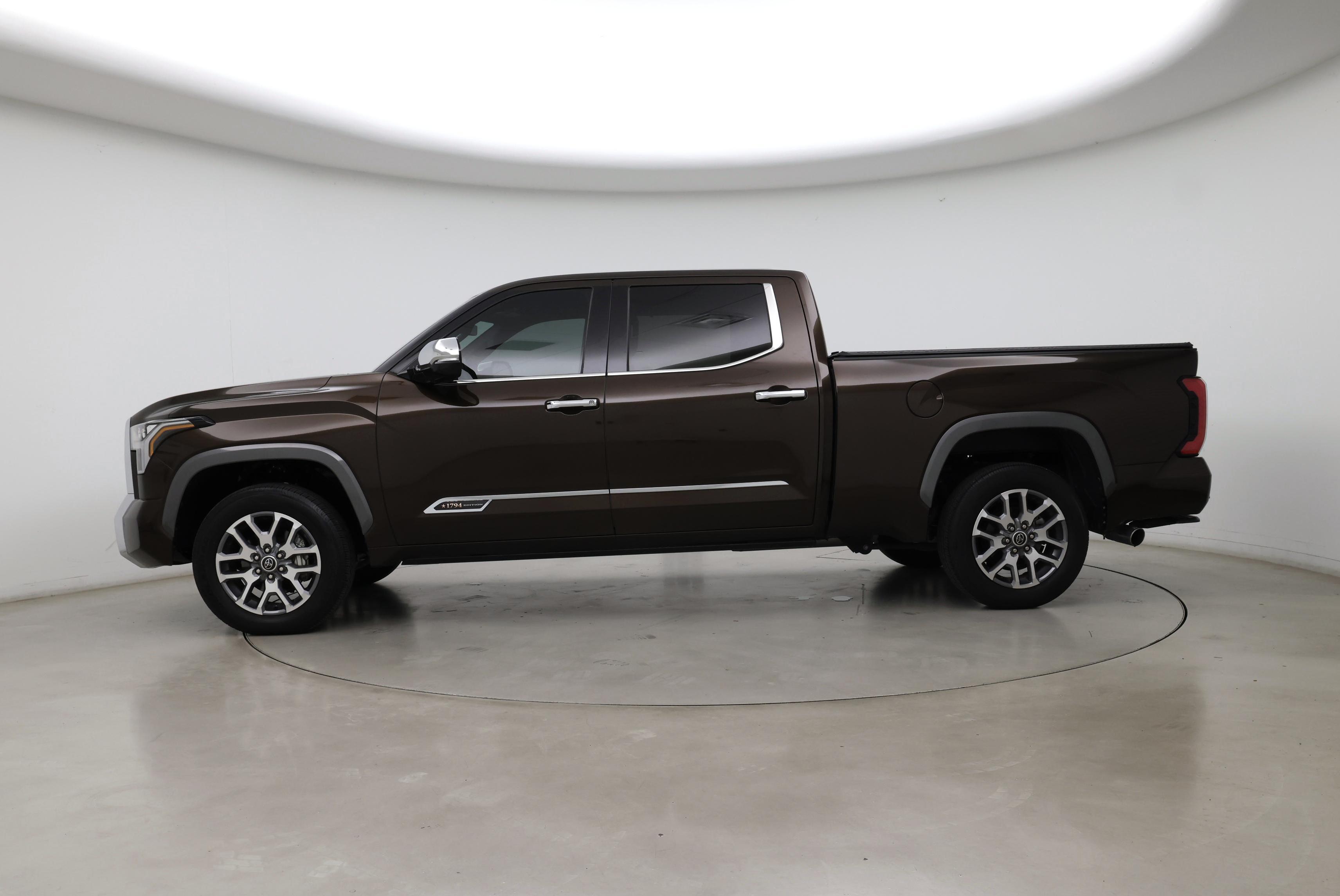 Thumbnail: 2023 Toyota Tundra - 3