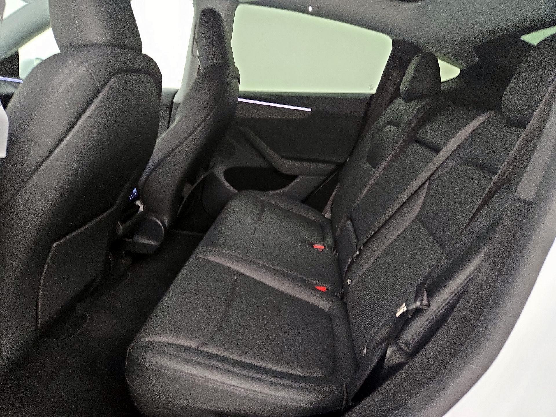 Thumbnail: 2026 Tesla Model Y - 18