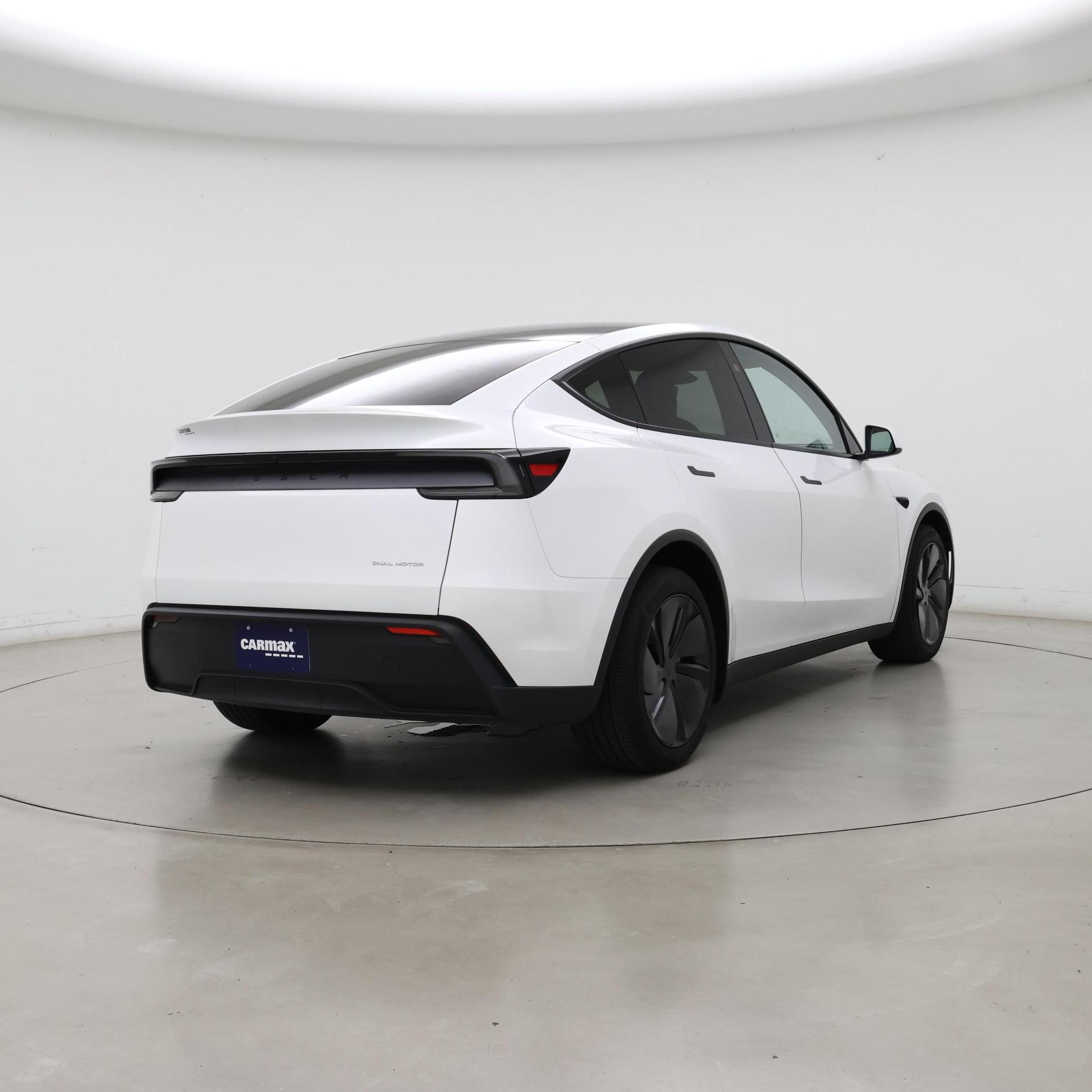 Thumbnail: 2026 Tesla Model Y - 8