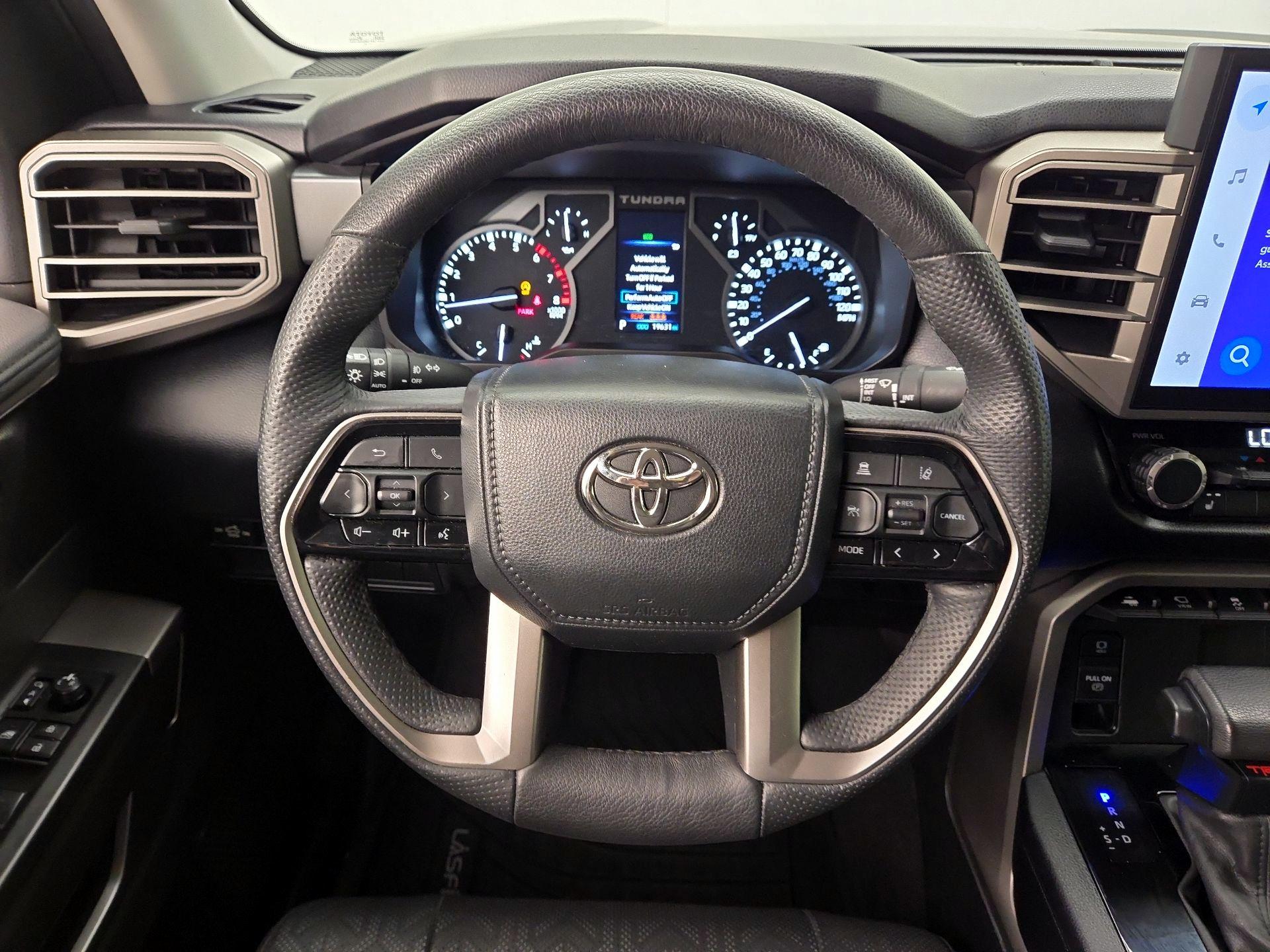 Thumbnail: 2024 Toyota Tundra - 10