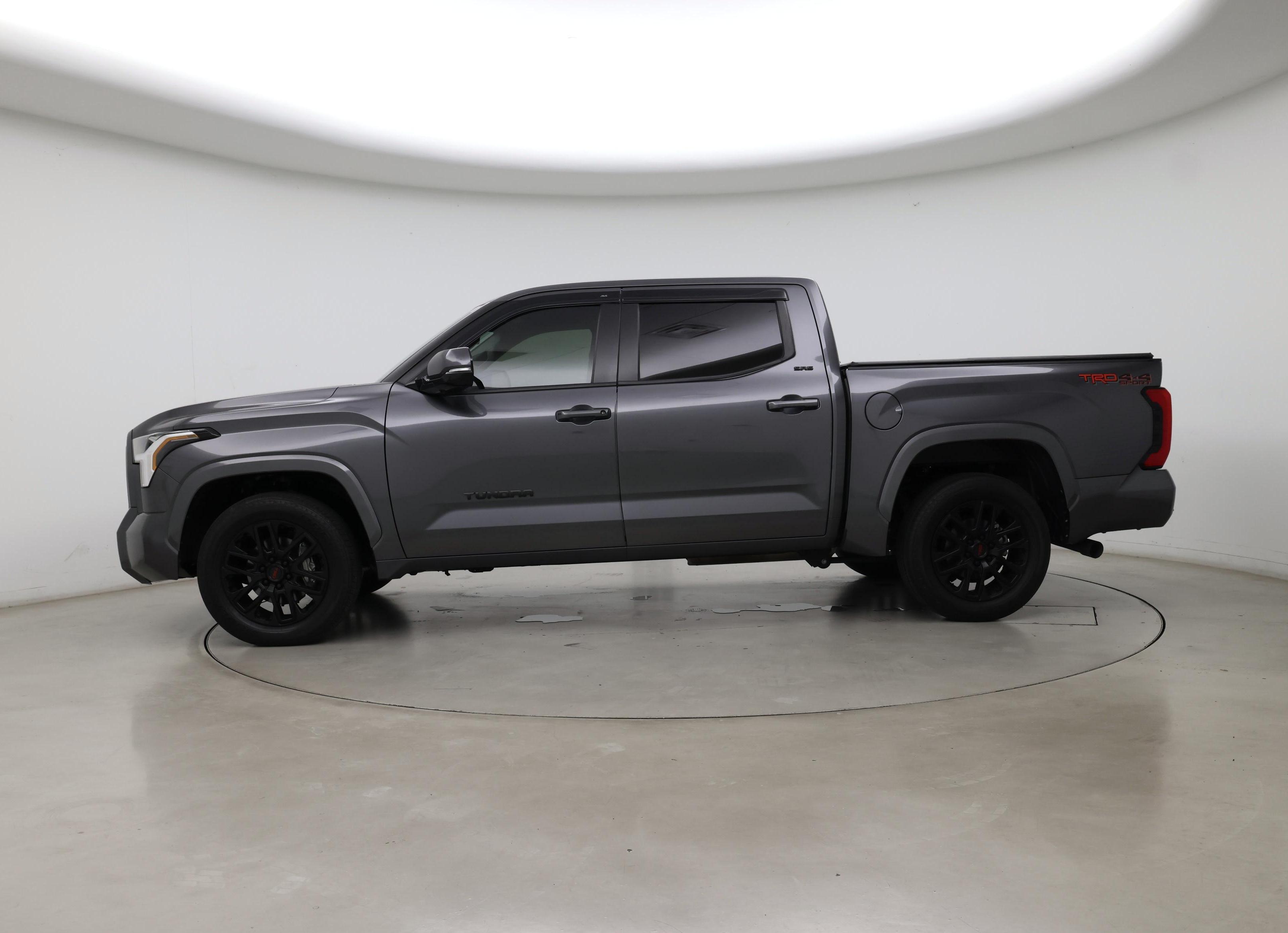 Thumbnail: 2024 Toyota Tundra - 3