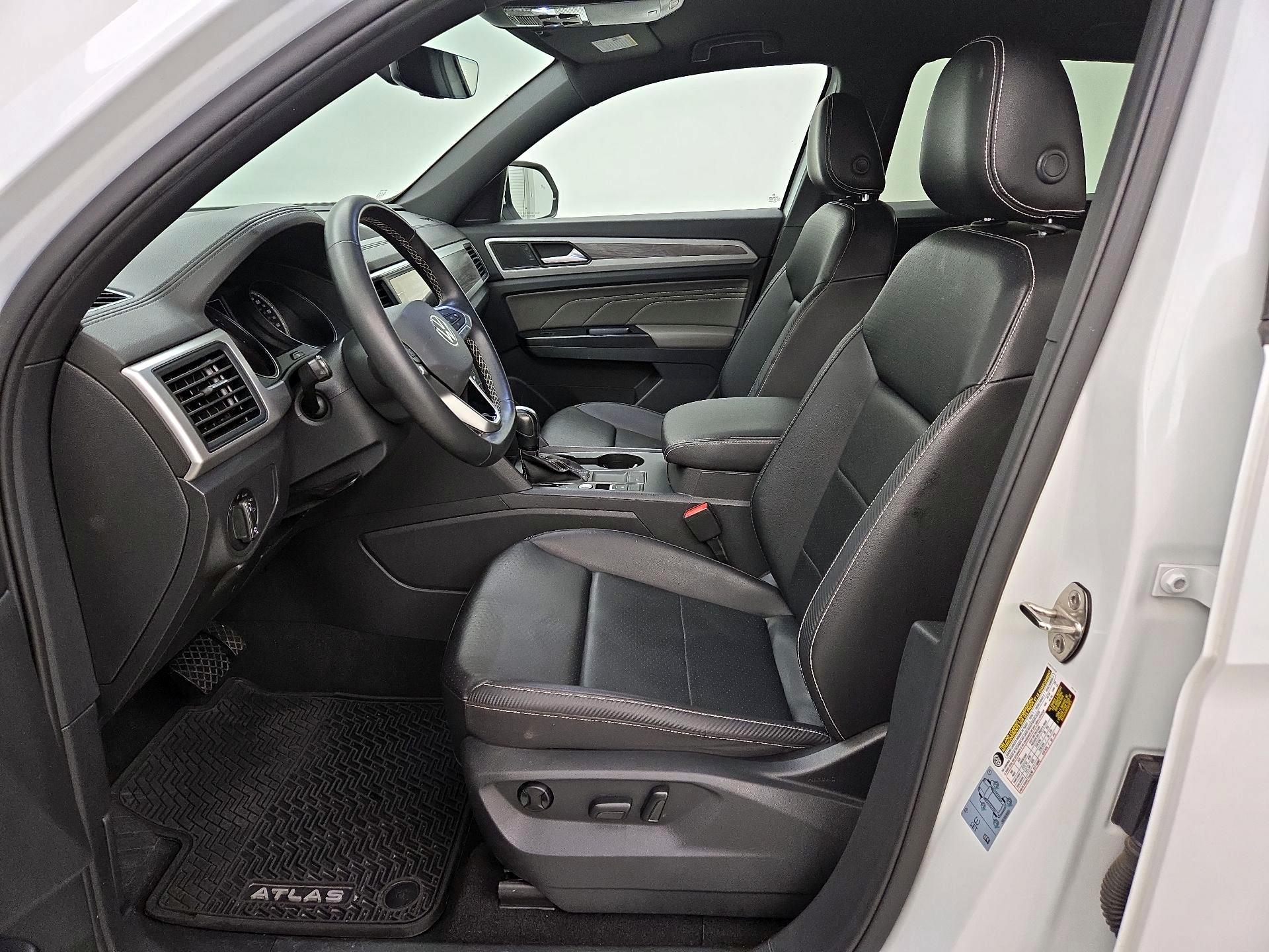 Thumbnail: 2021 Volkswagen Atlas - 11