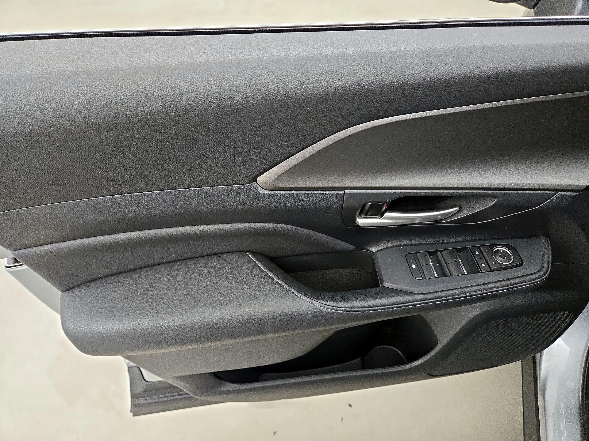 Thumbnail: 2025 Toyota Grand Highlander - 12