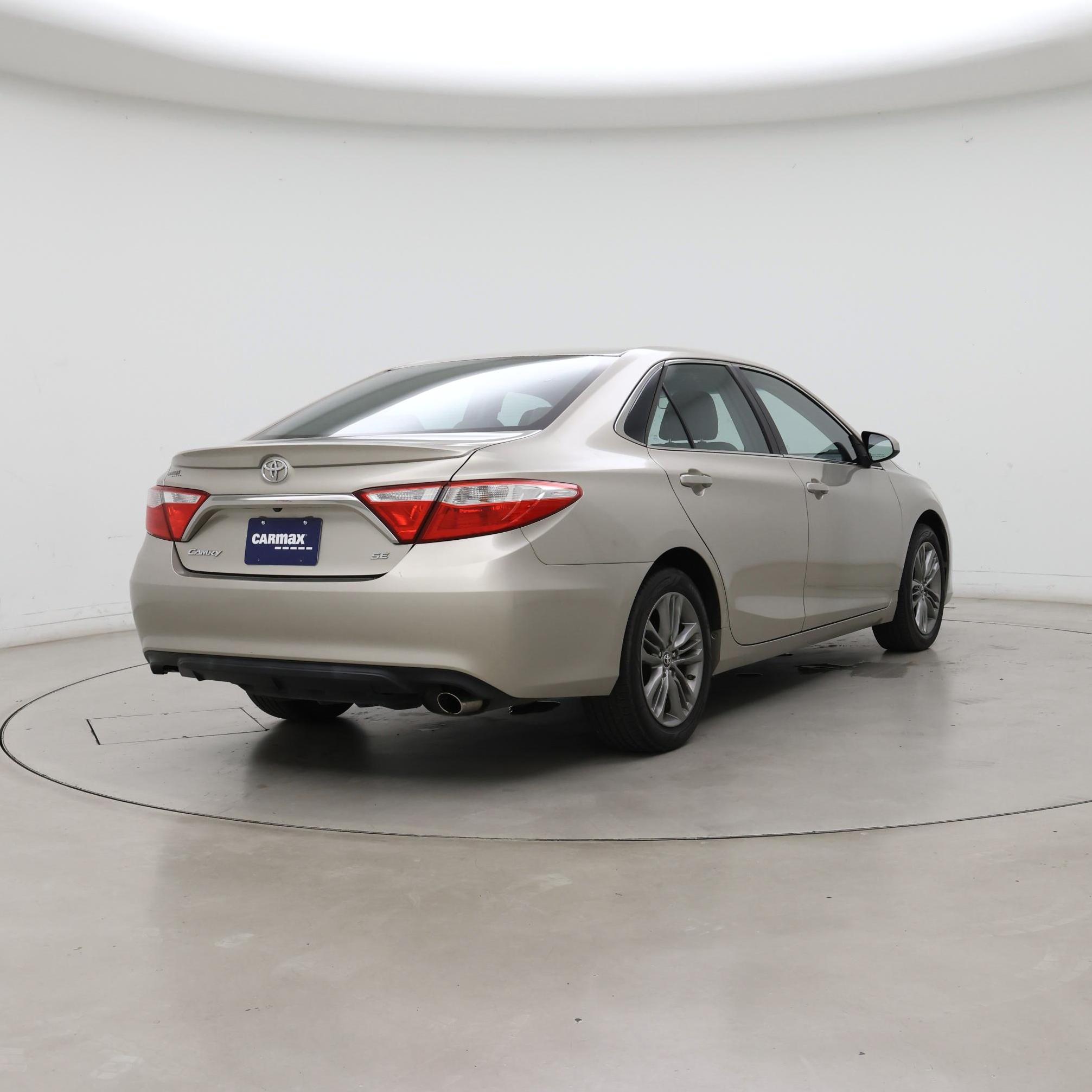 Thumbnail: 2015 Toyota Camry - 8