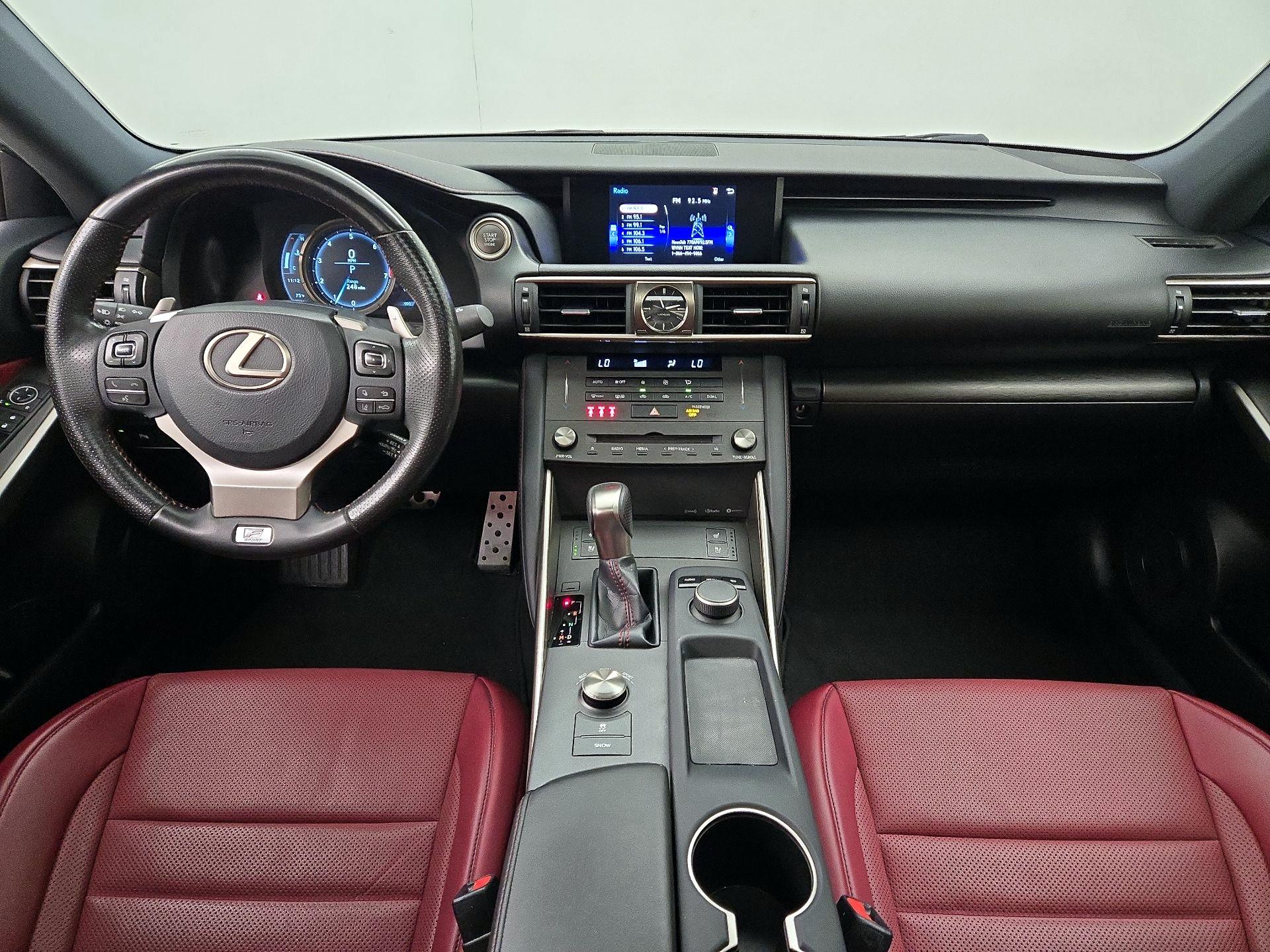 Thumbnail: 2019 Lexus IS - 9