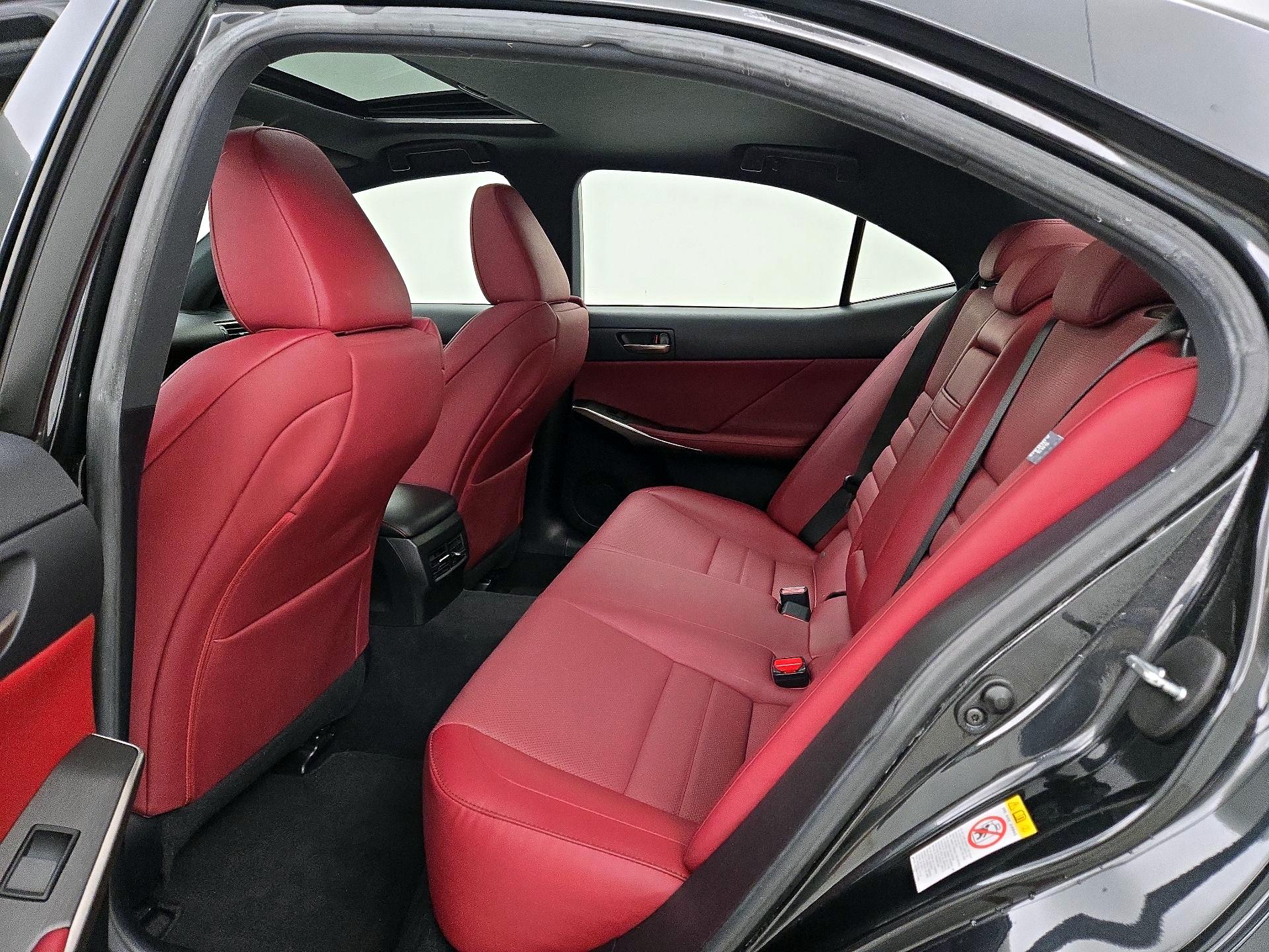 Thumbnail: 2019 Lexus IS - 20